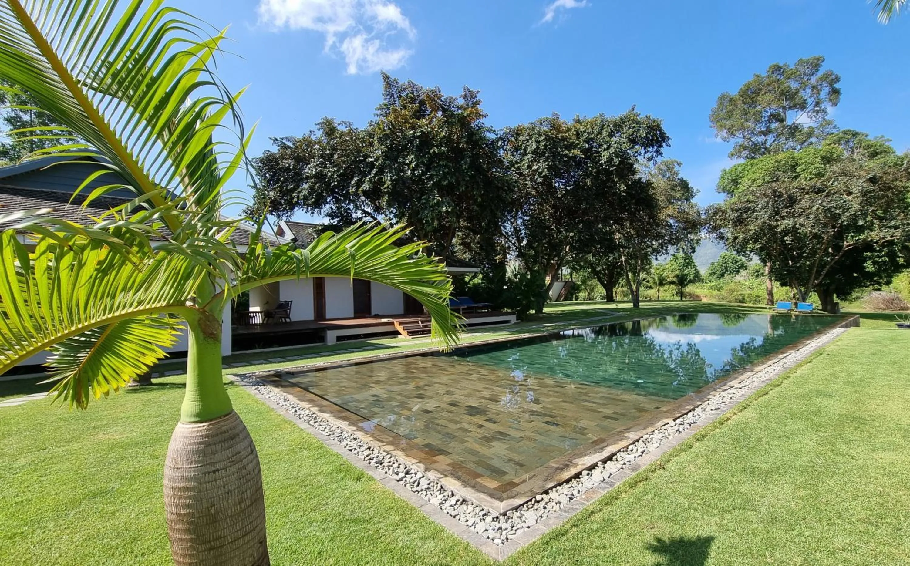 Pool view in Khla Lodge