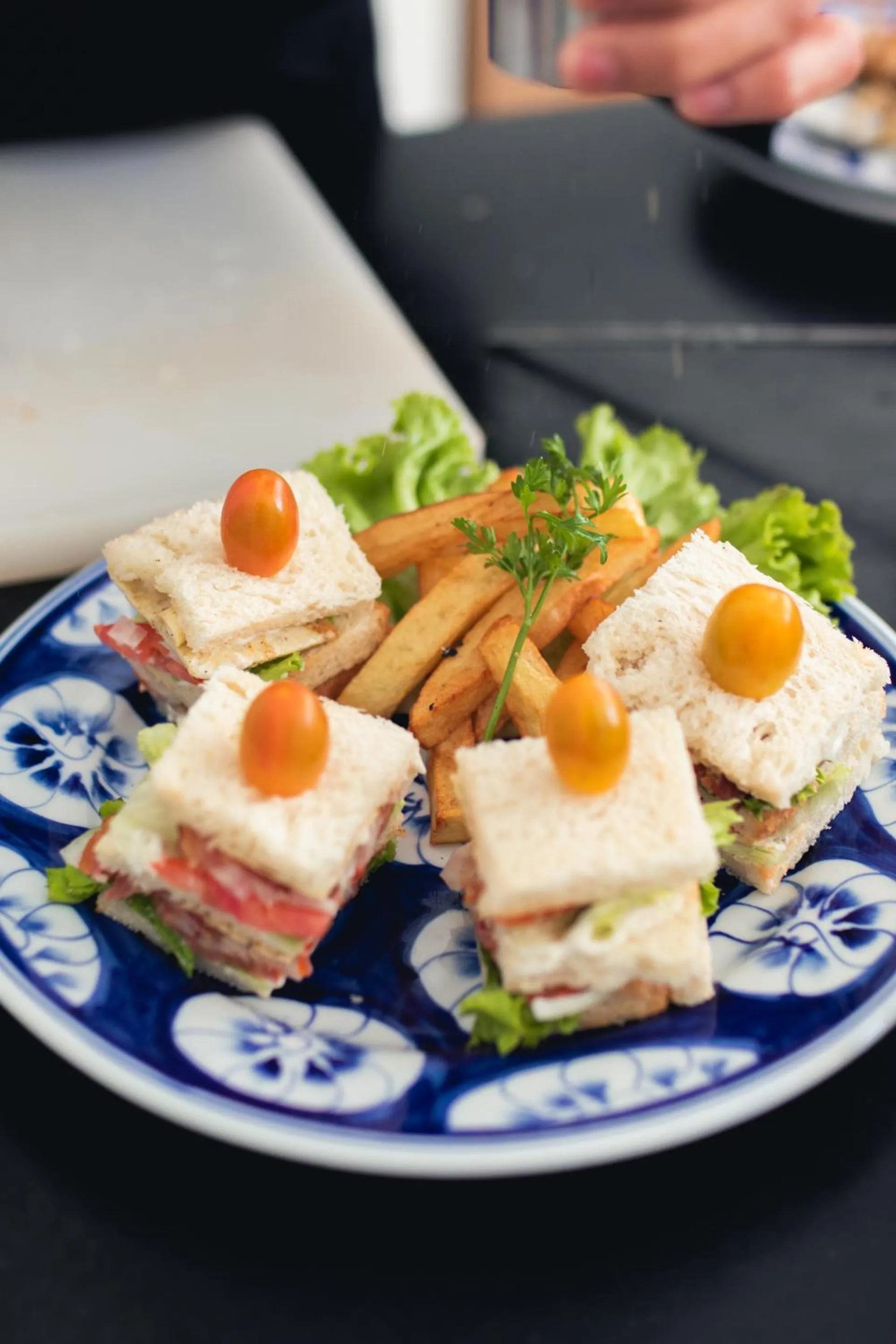 Food and drinks in Khla Lodge