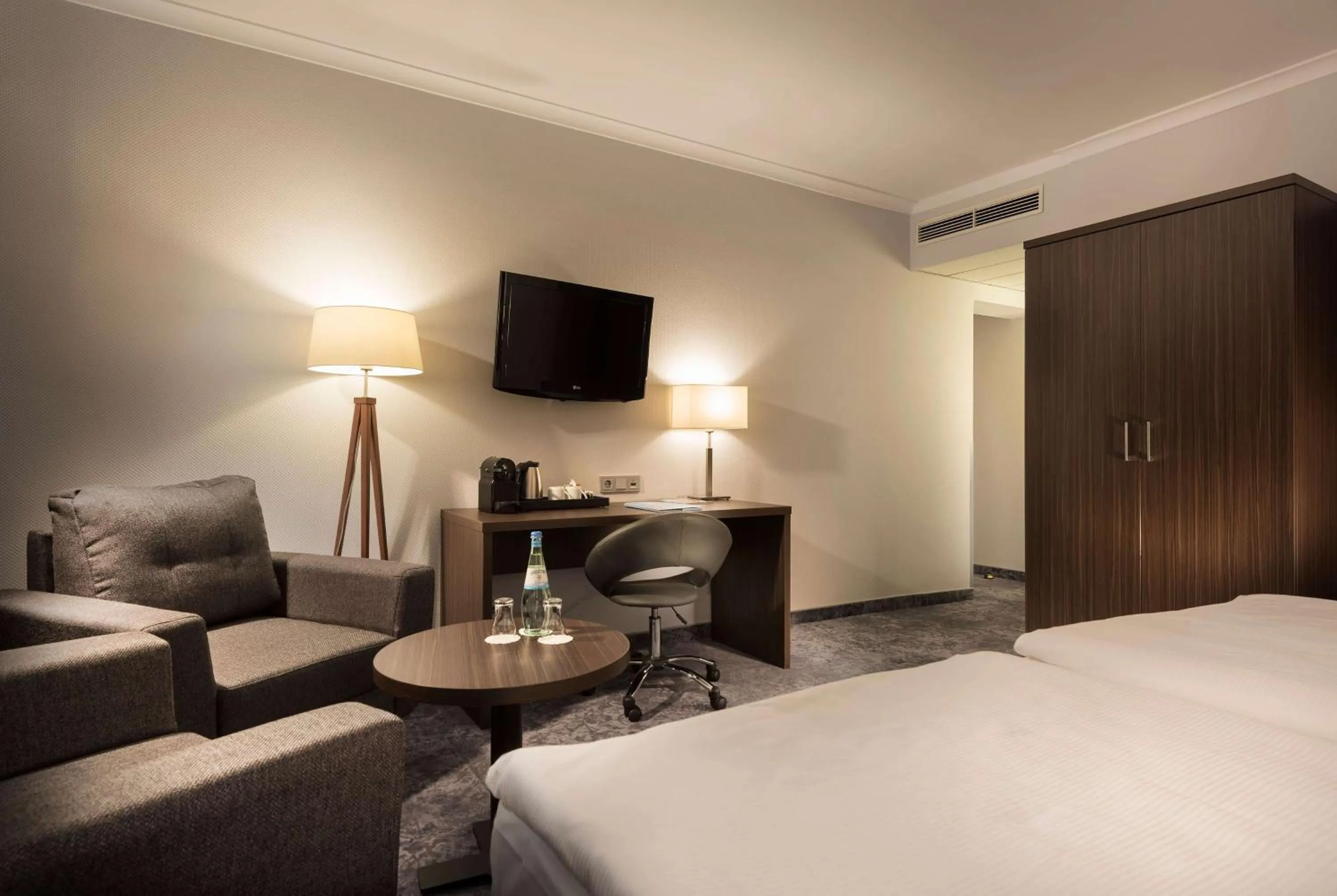 Photo of the whole room in Wyndham Köln