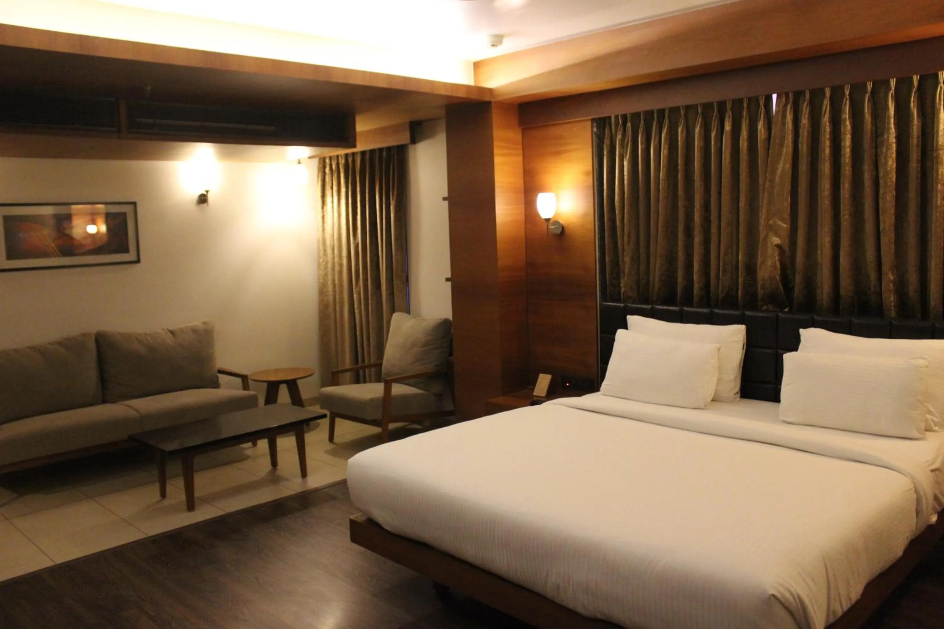 Bedroom, Bed in Hotel Cosmopolitan