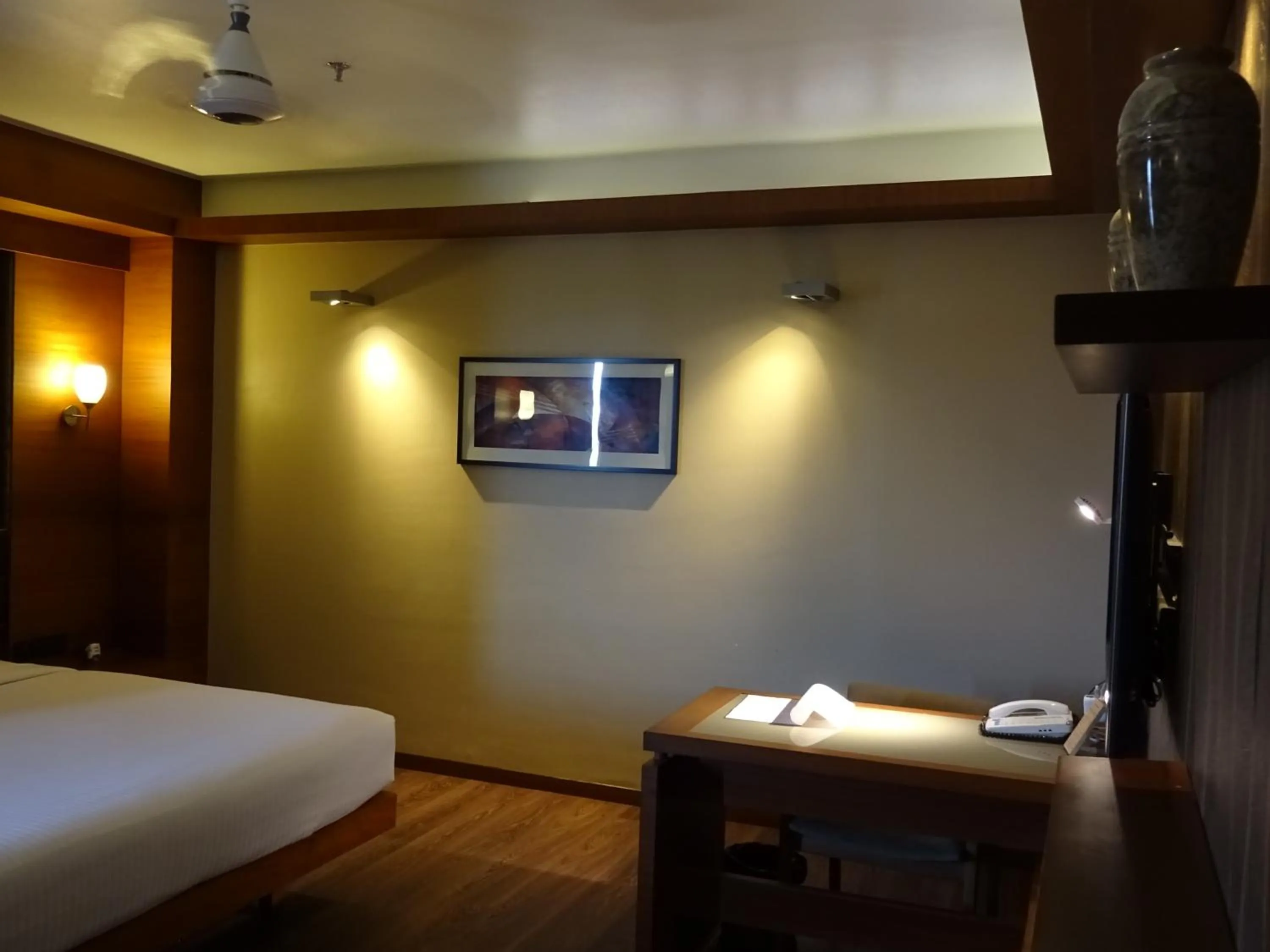 Other, Bed in Hotel Cosmopolitan