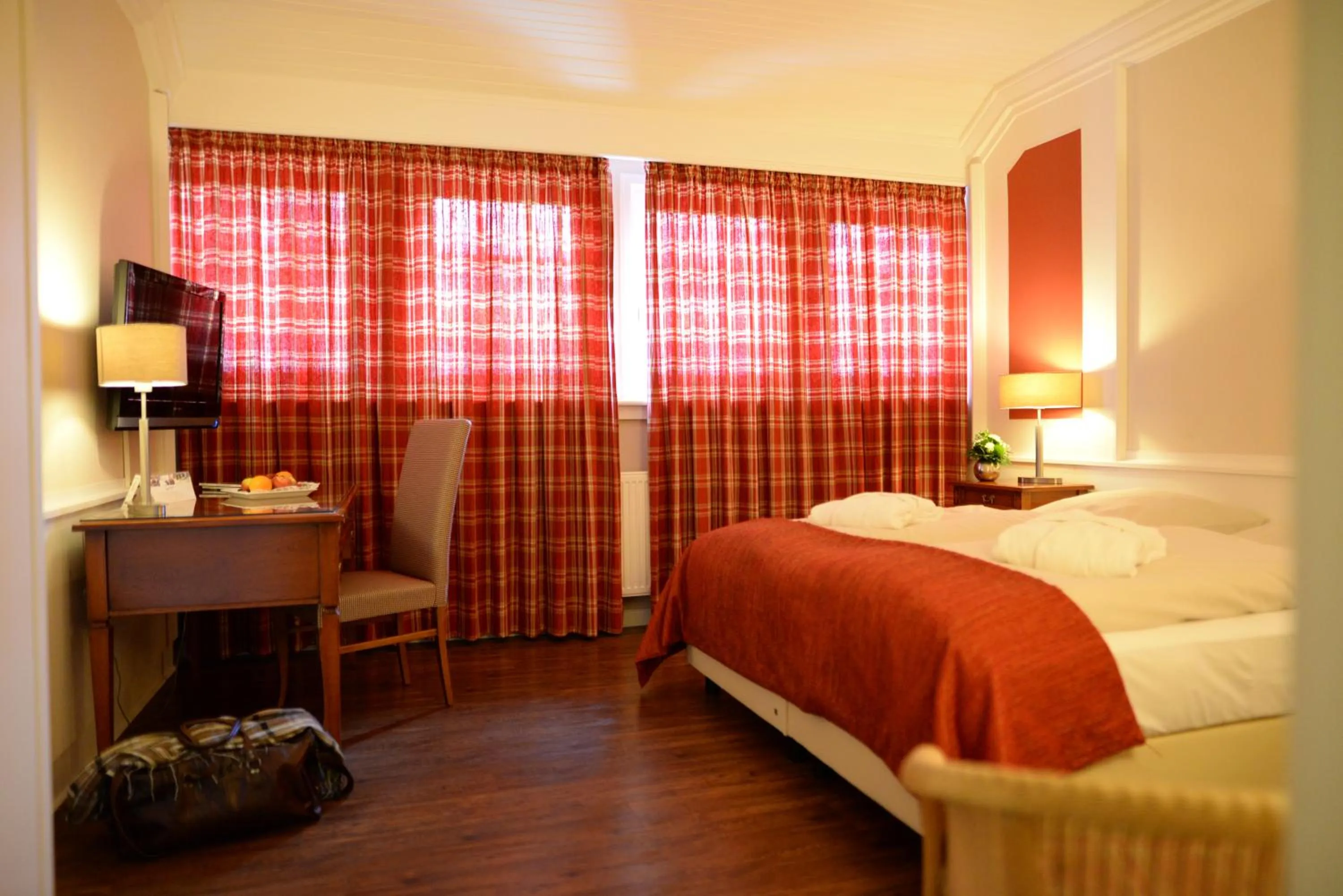 Photo of the whole room, Bed in Gut Altona