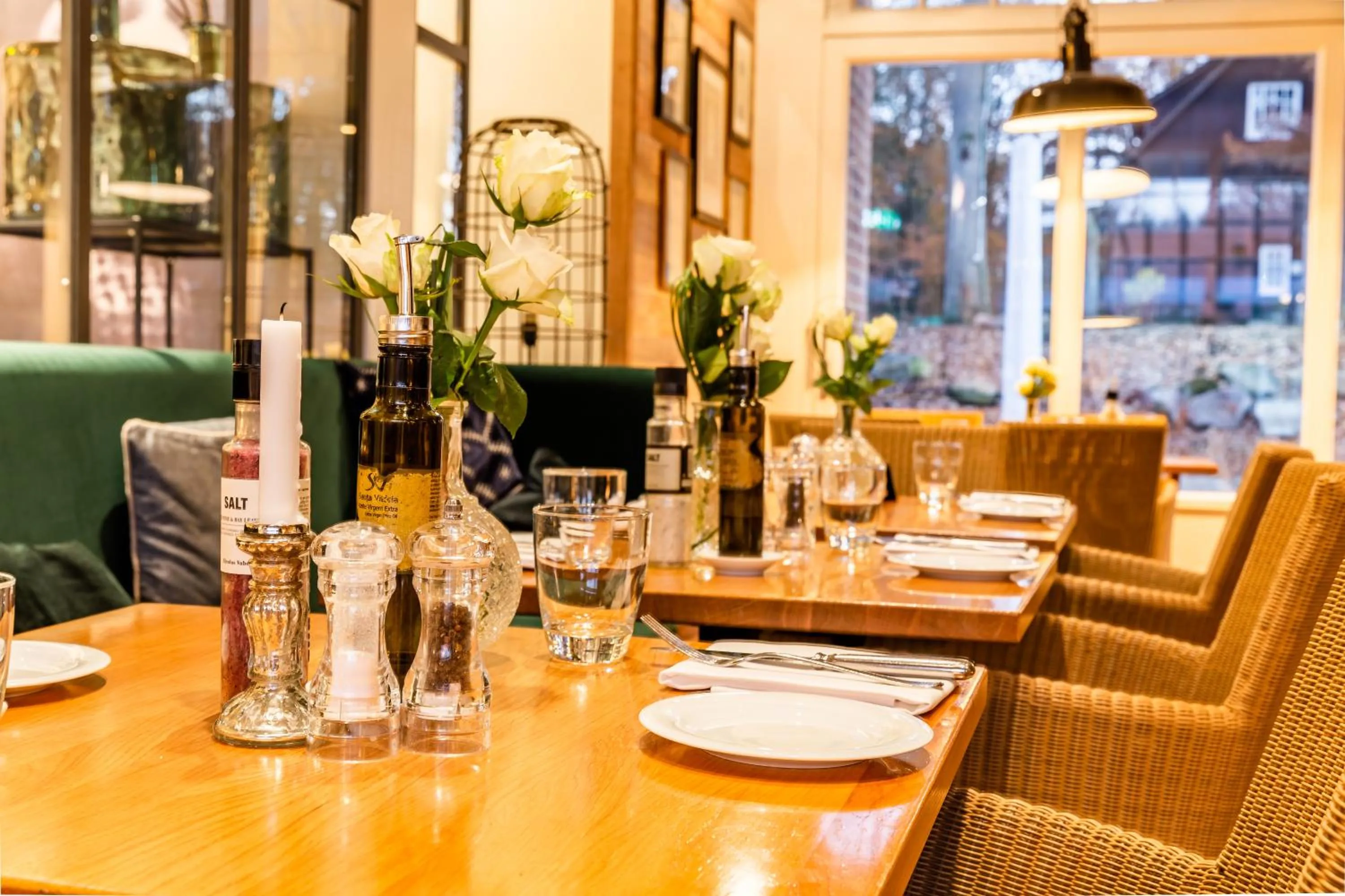 Restaurant/places to eat in Gut Altona