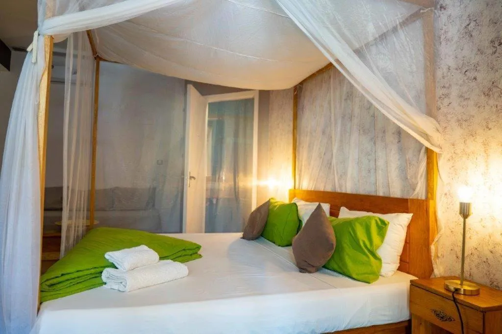 Bed in Casa Mara Dakar