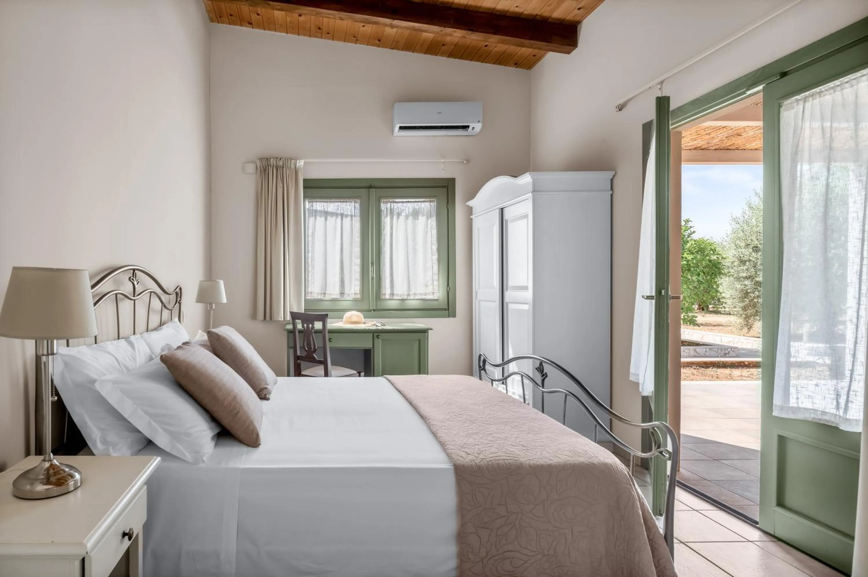 Bed in Terra Dei Limoni