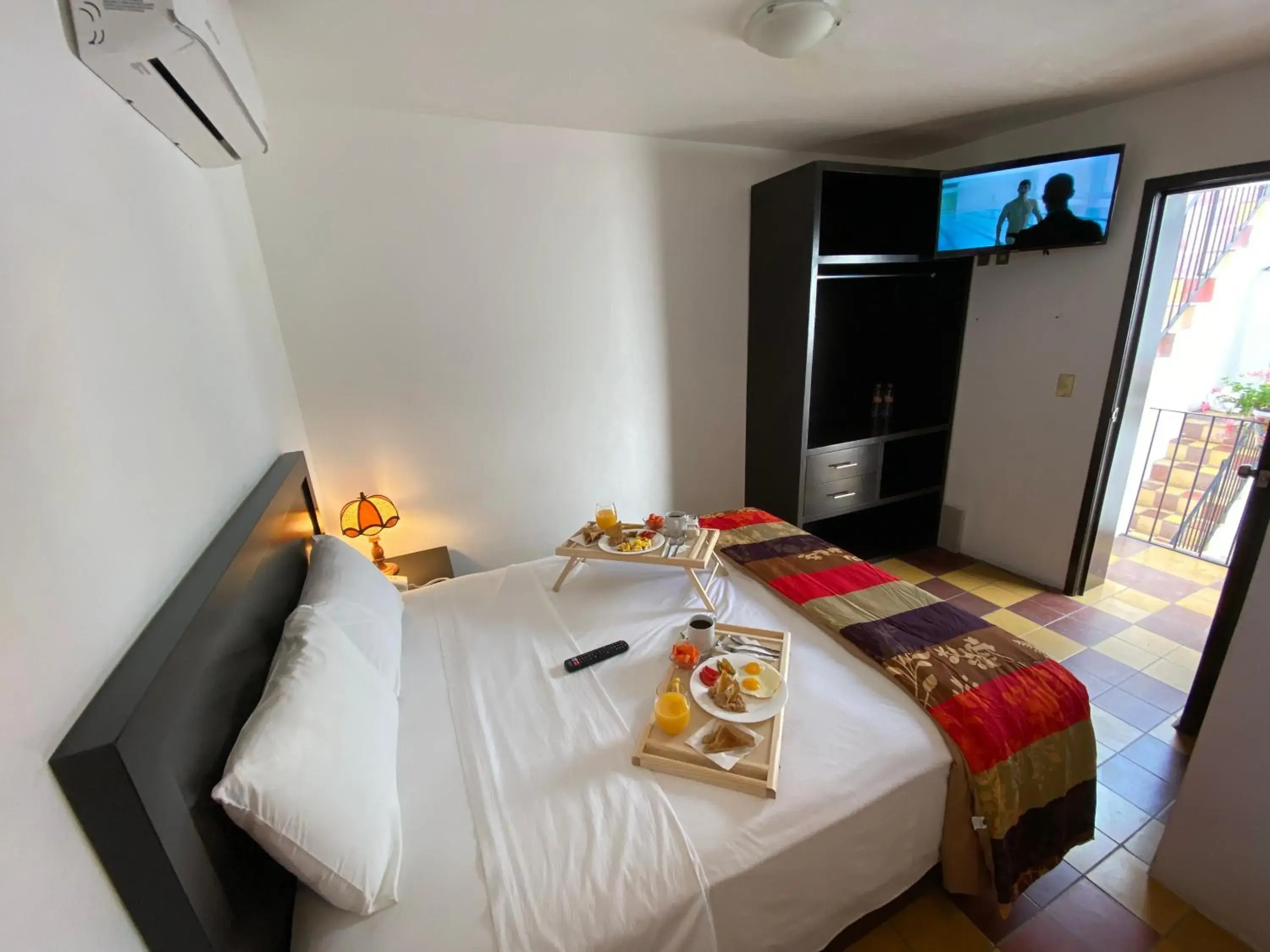 Standard Double Room in Hotel La Casa de las Libélulas Standard Double Room in Hotel La Casa de las Libélulas