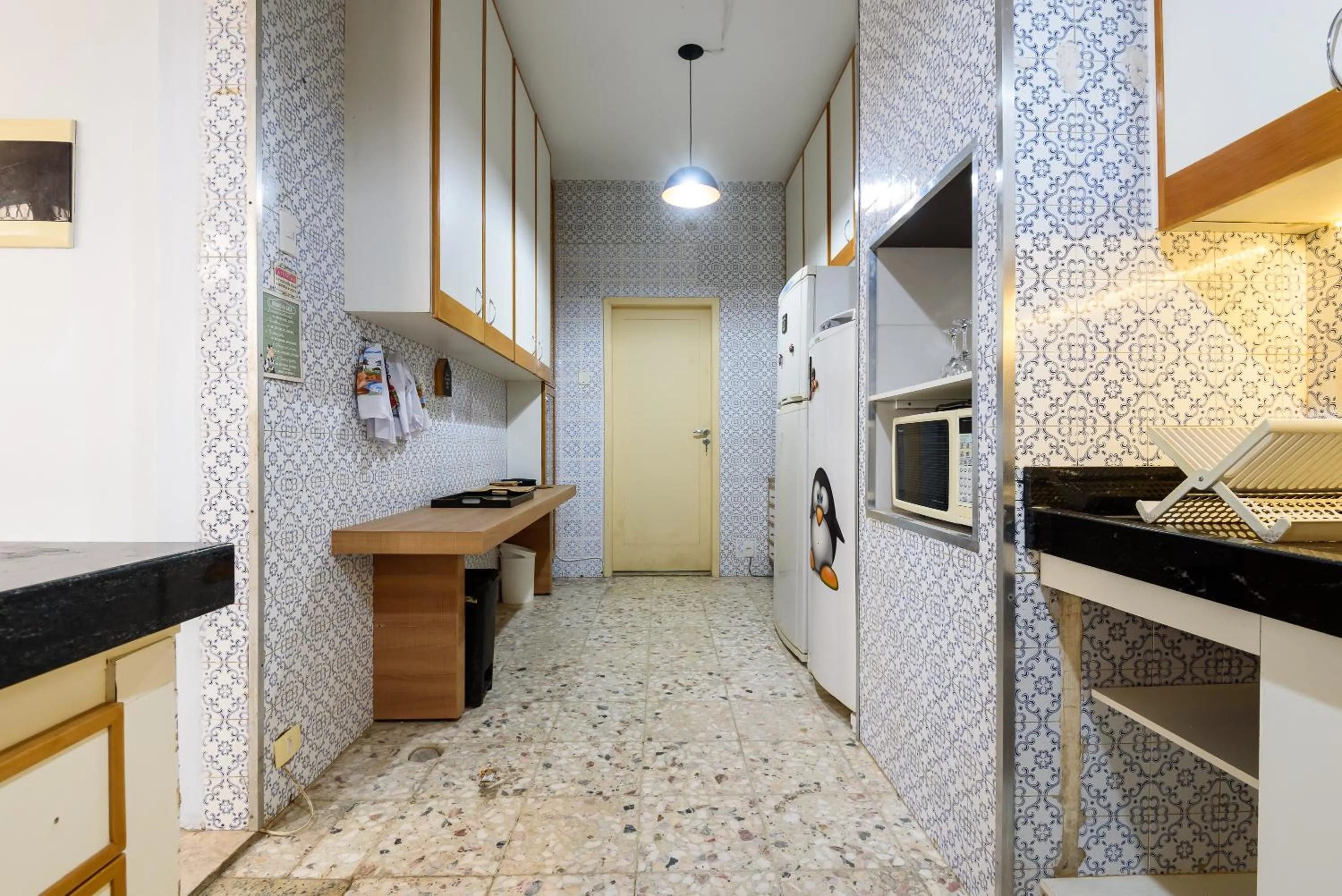 microwave in Santa Teresa Junto à Natureza