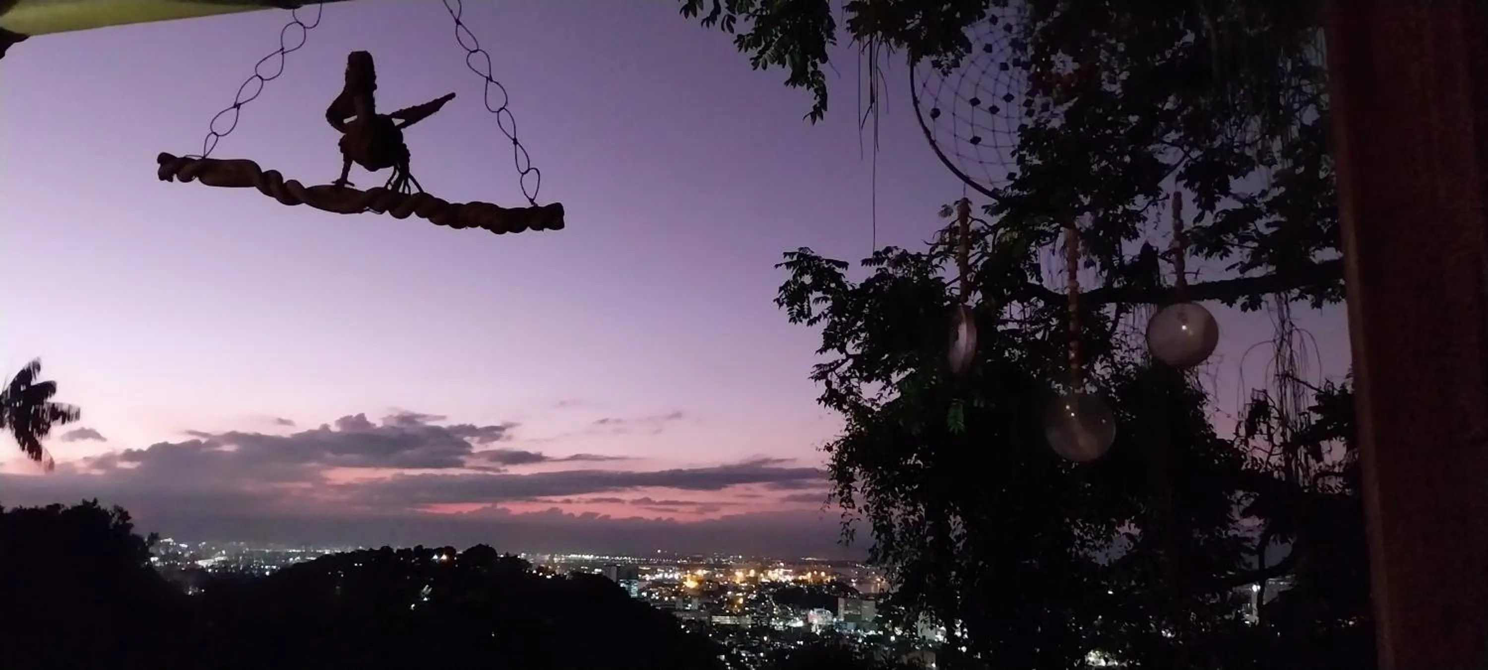Sunset in Santa Teresa Junto à Natureza