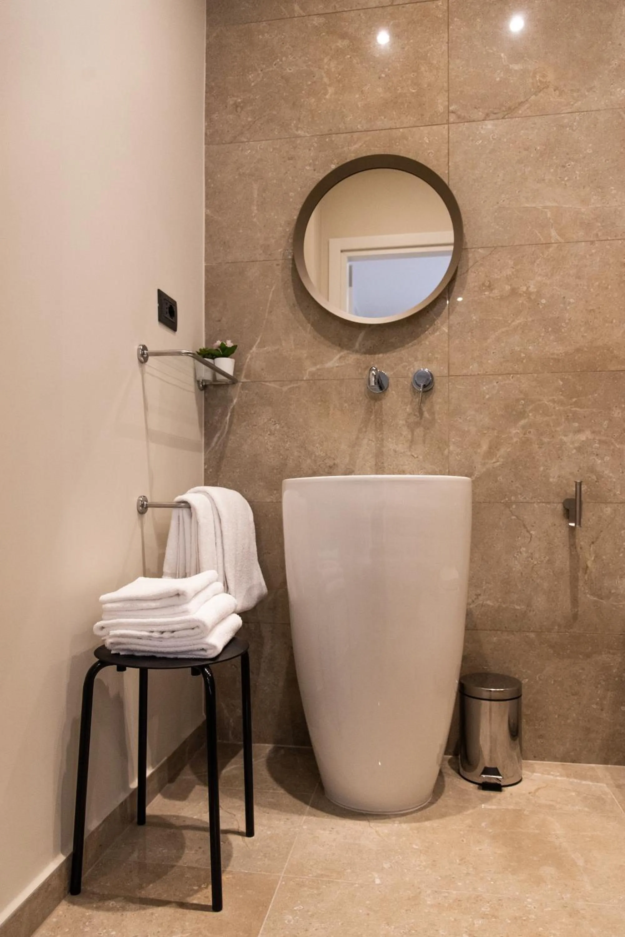 Bathroom in XXIV Domus Luxury Suites