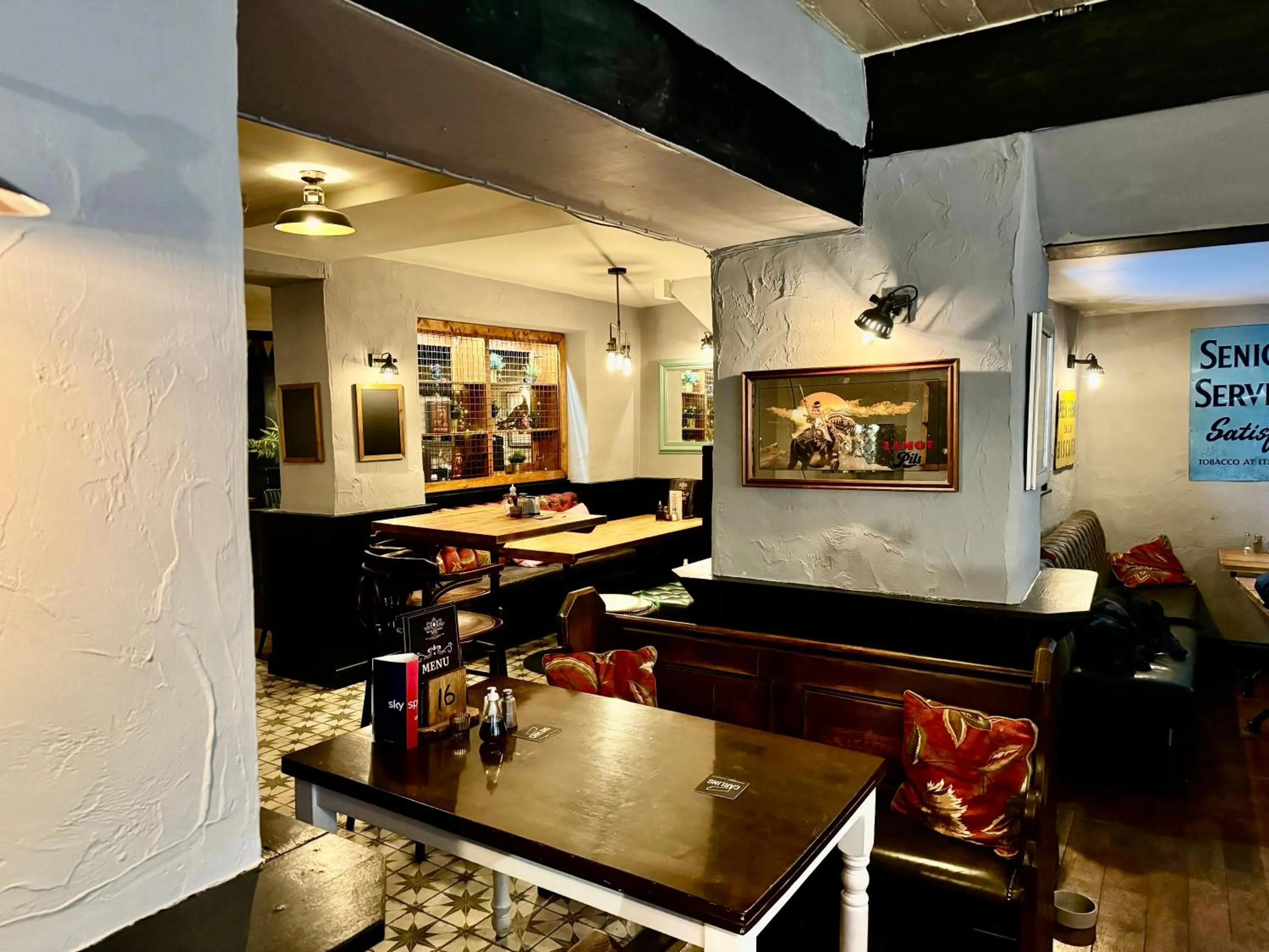 Restaurant/places to eat in The Black Swan Hotel