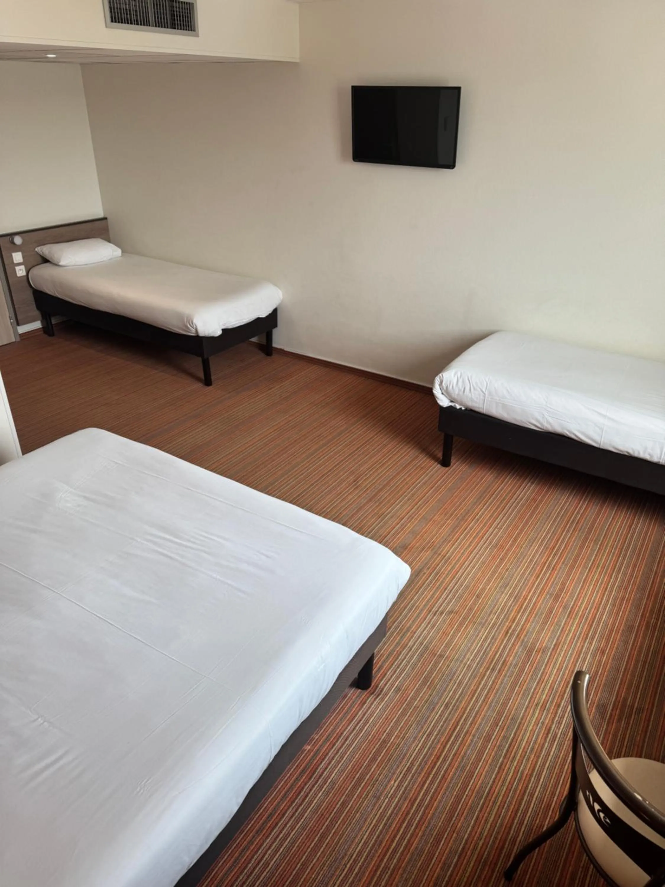 Bed in Ace Hotel Valence
