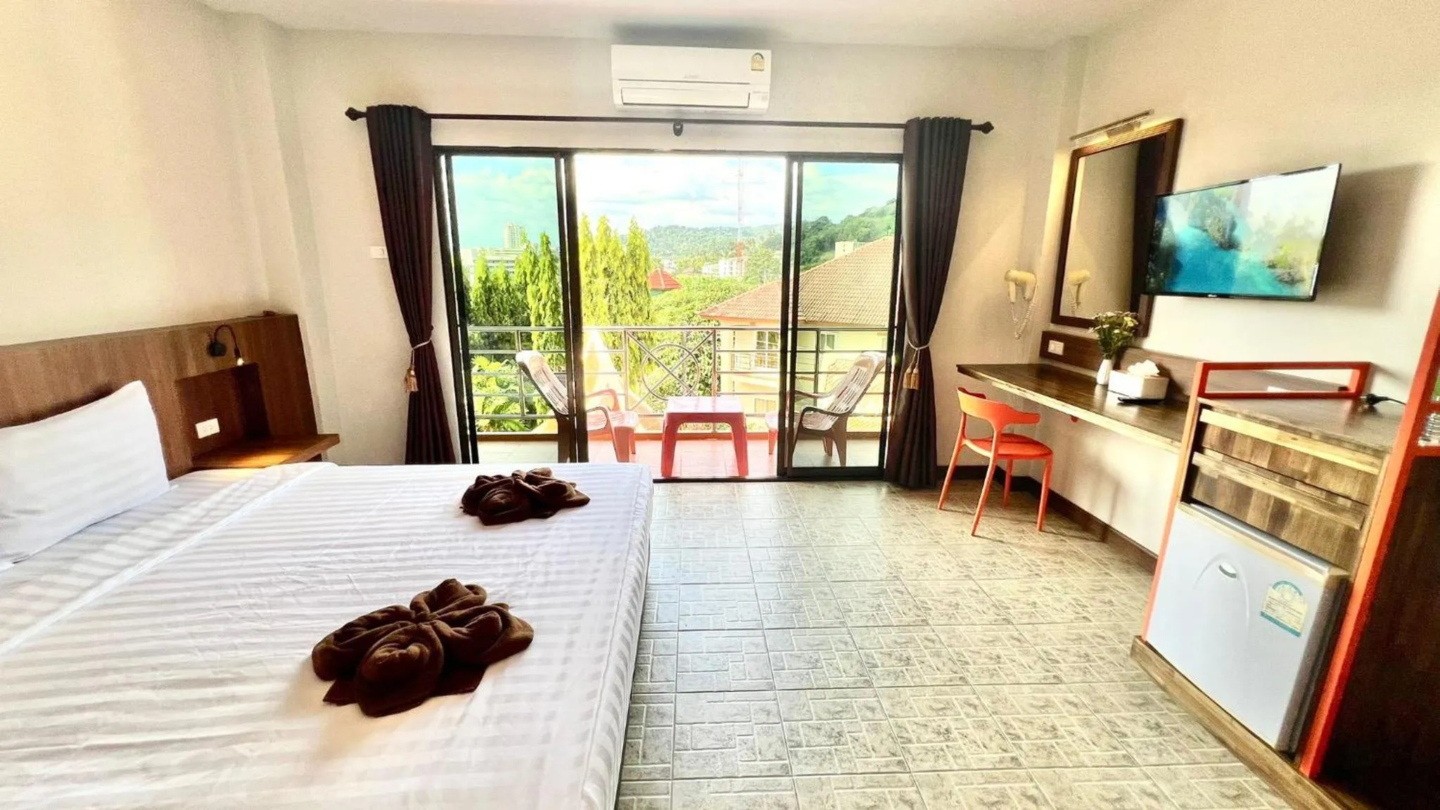 Bed in My Friend's House Karon