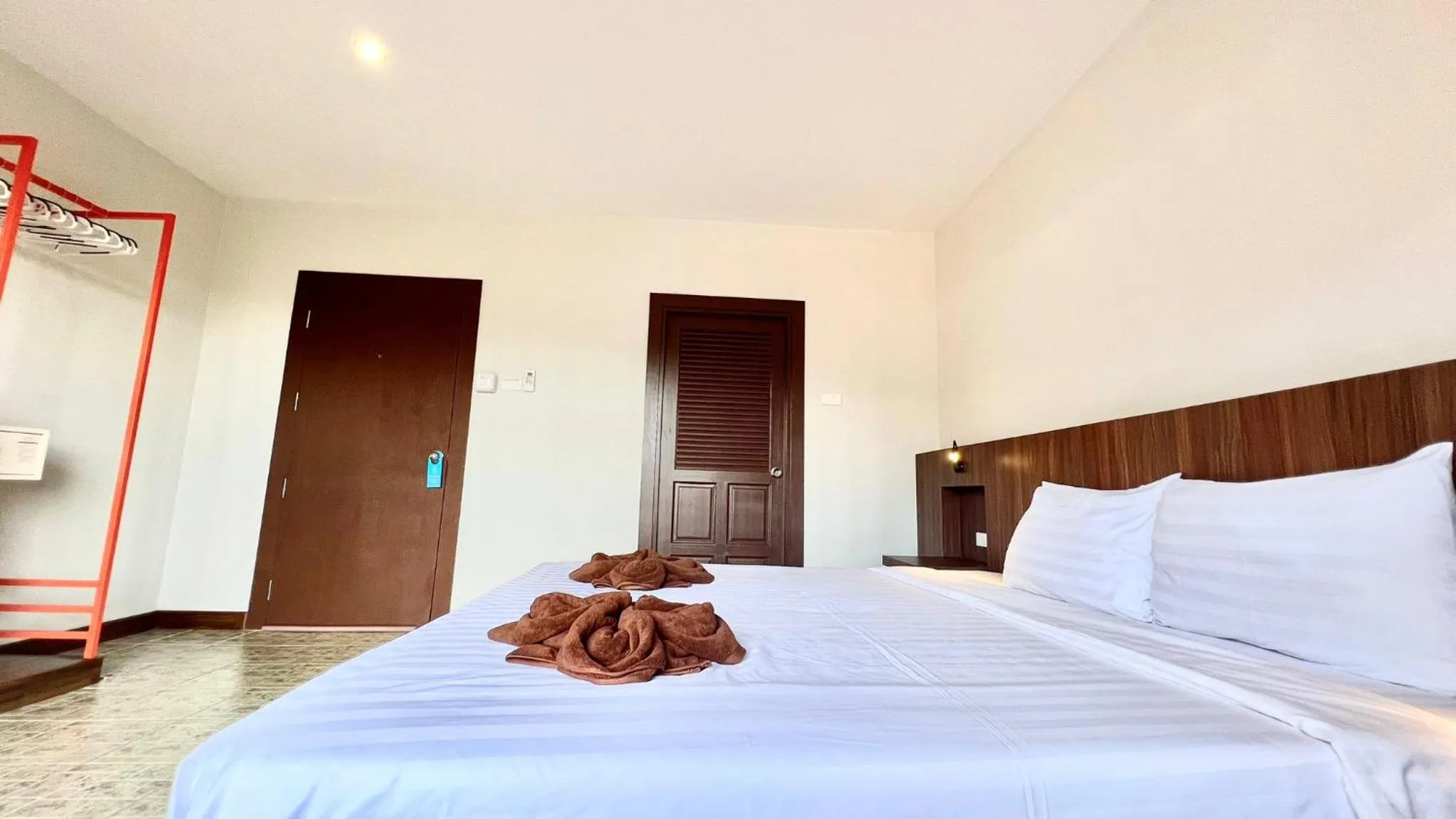 Bed in My Friend's House Karon