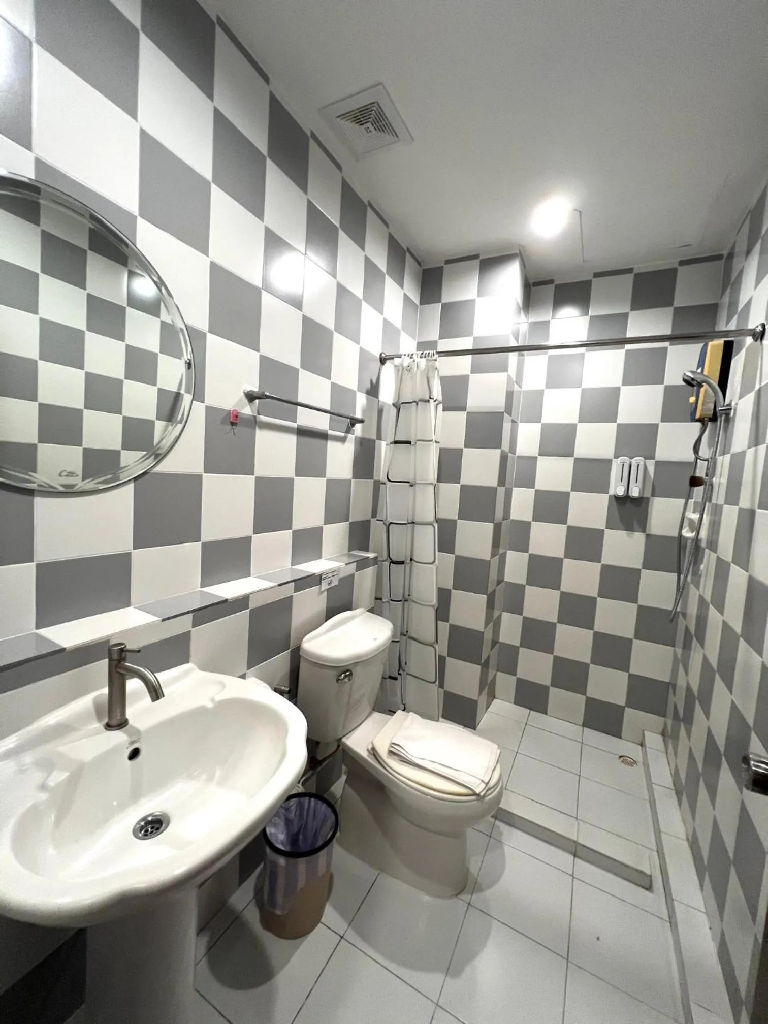 My Friend's House Karon