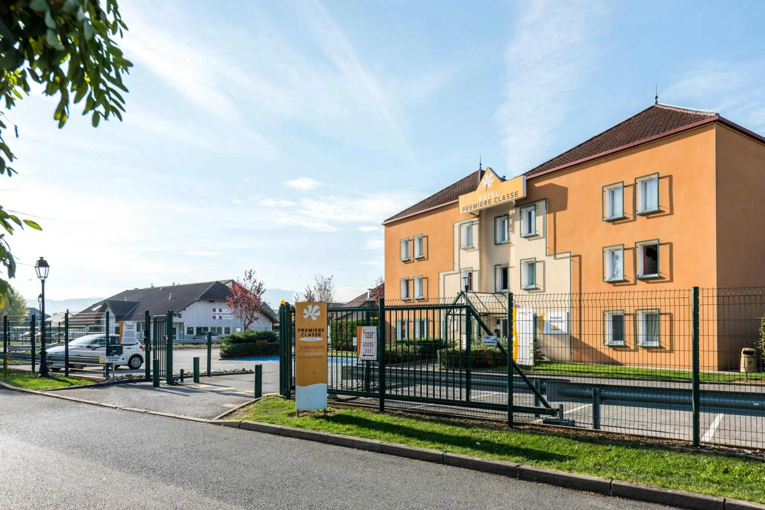 Property building in Premiere Classe Annecy Nord - Epagny