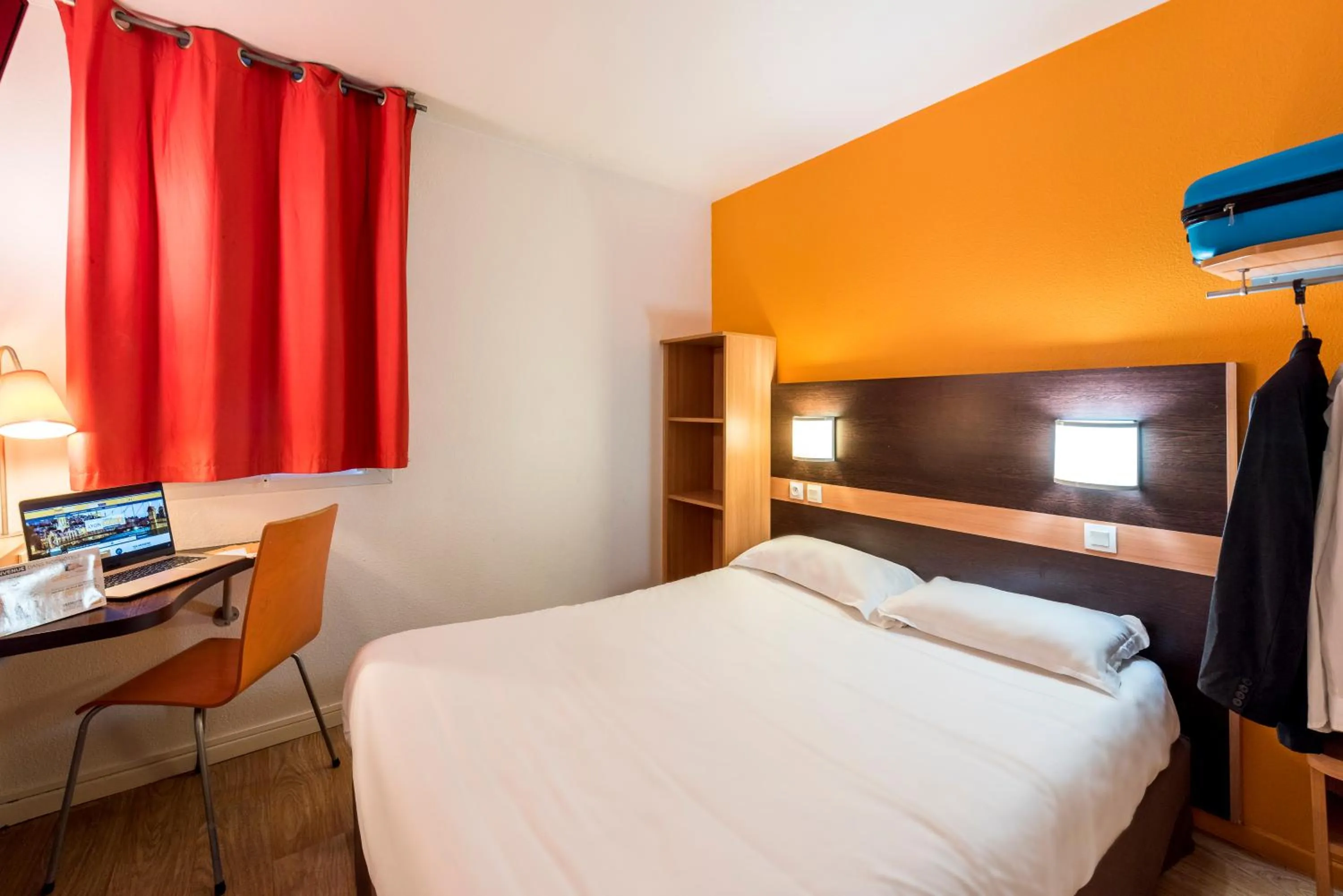 Bed in Premiere Classe Annecy Nord - Epagny