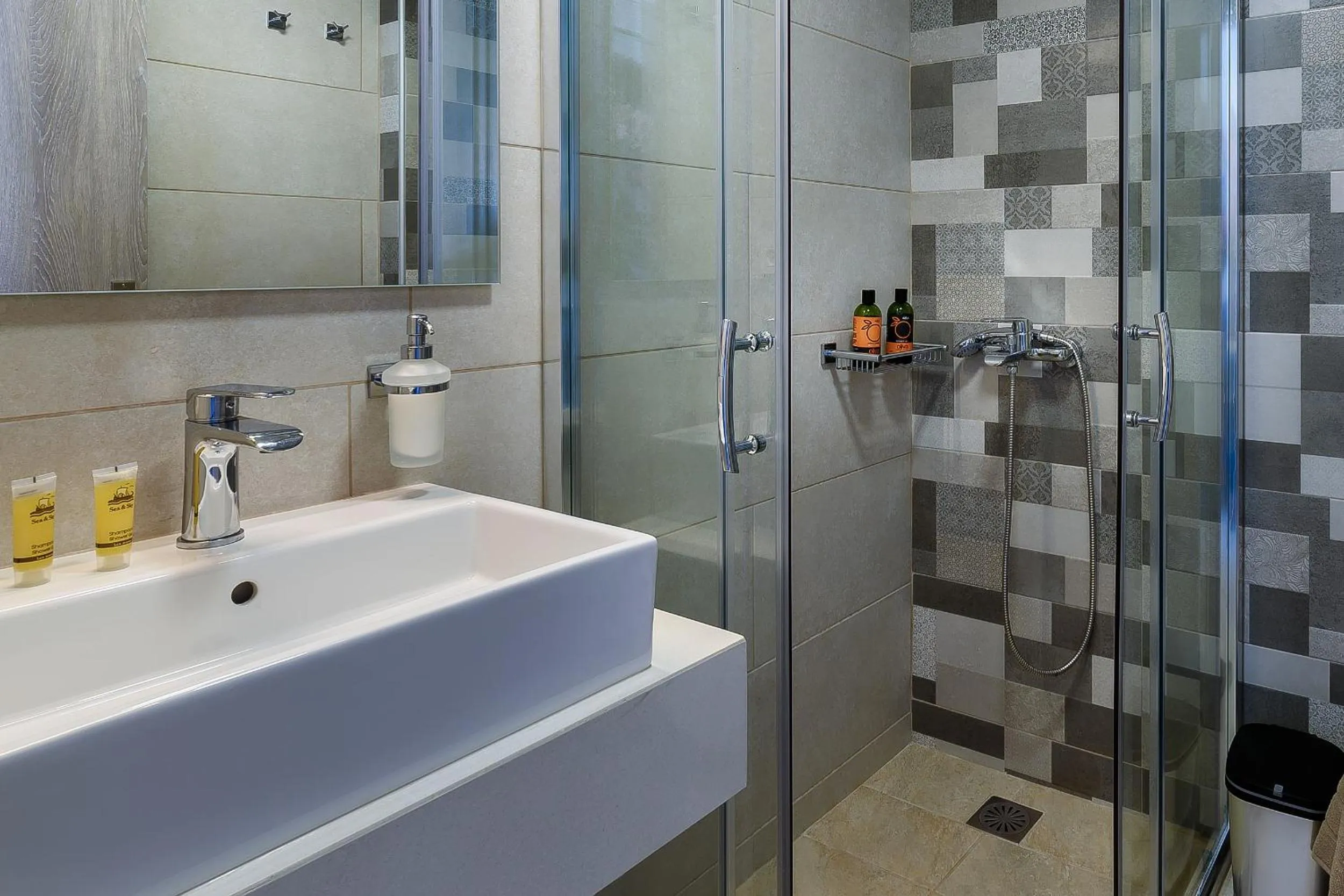 Shower in Sunset Elafonisi Apartments