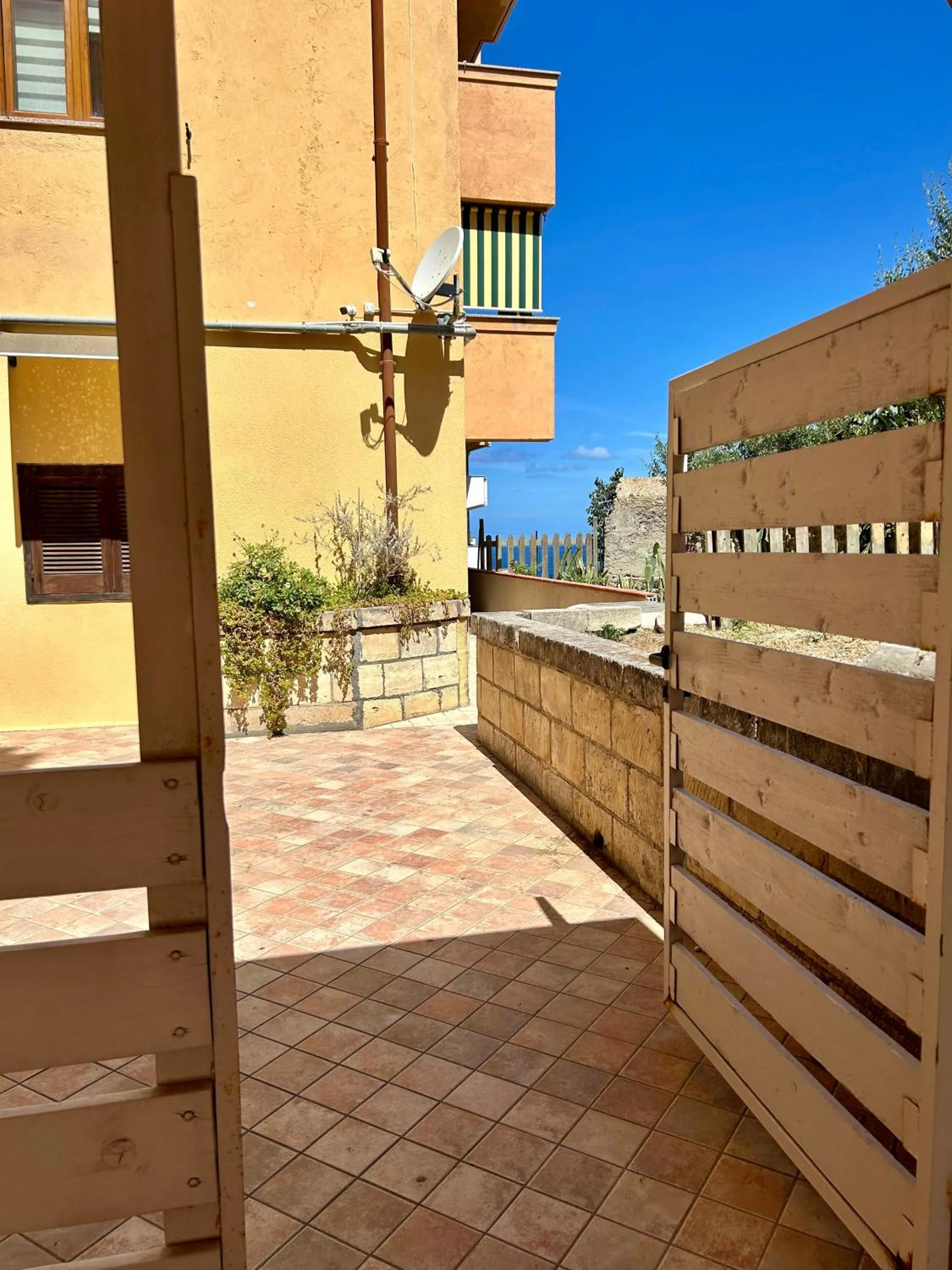 Property building in Arcobaleno Tropea centro