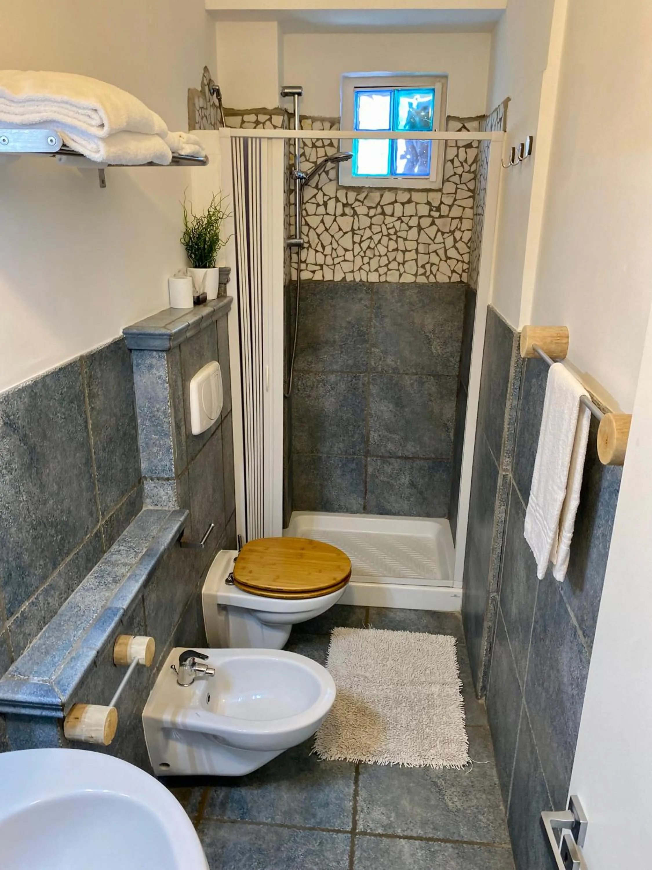 Shower in Arcobaleno Tropea centro