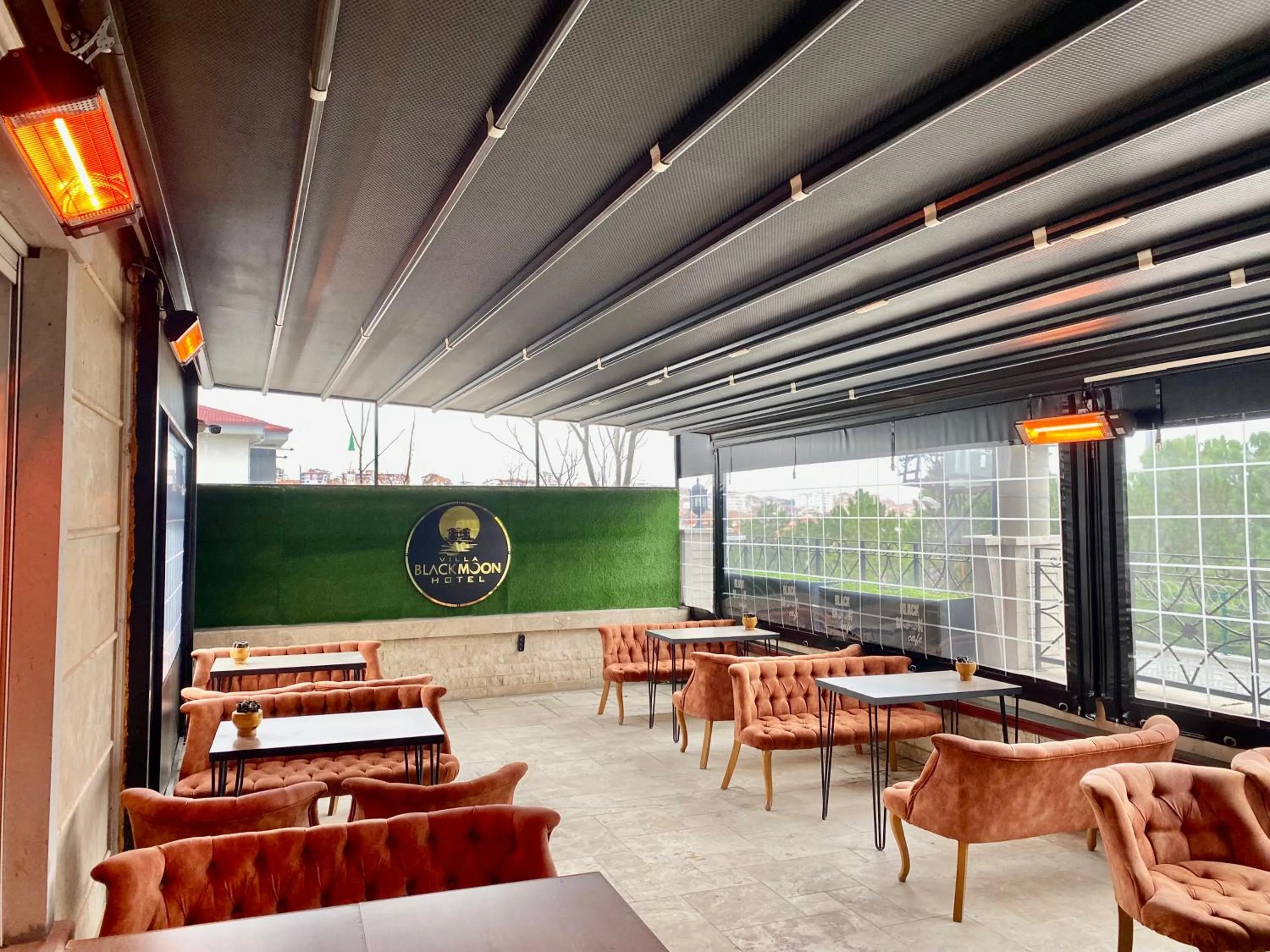 Restaurant/places to eat in Blackmoon Villa Edirne