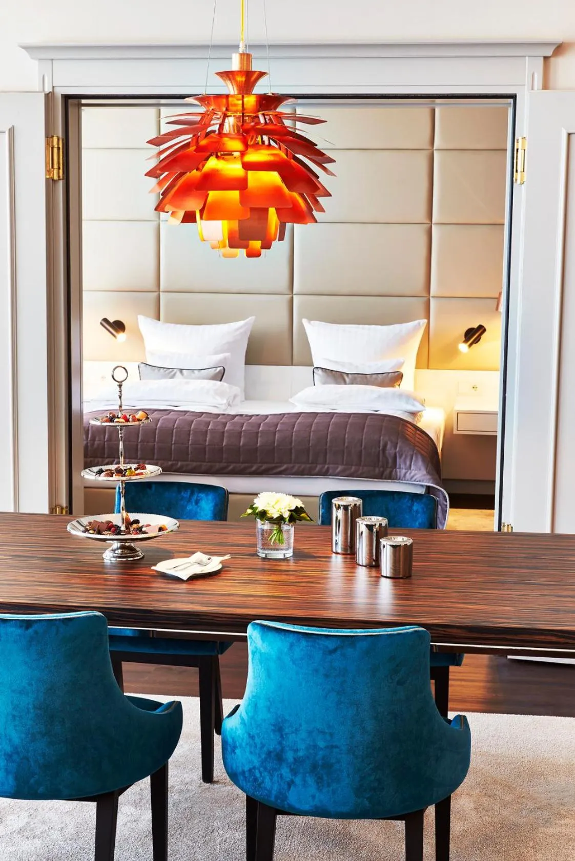 Living room in Steigenberger Hotel Köln