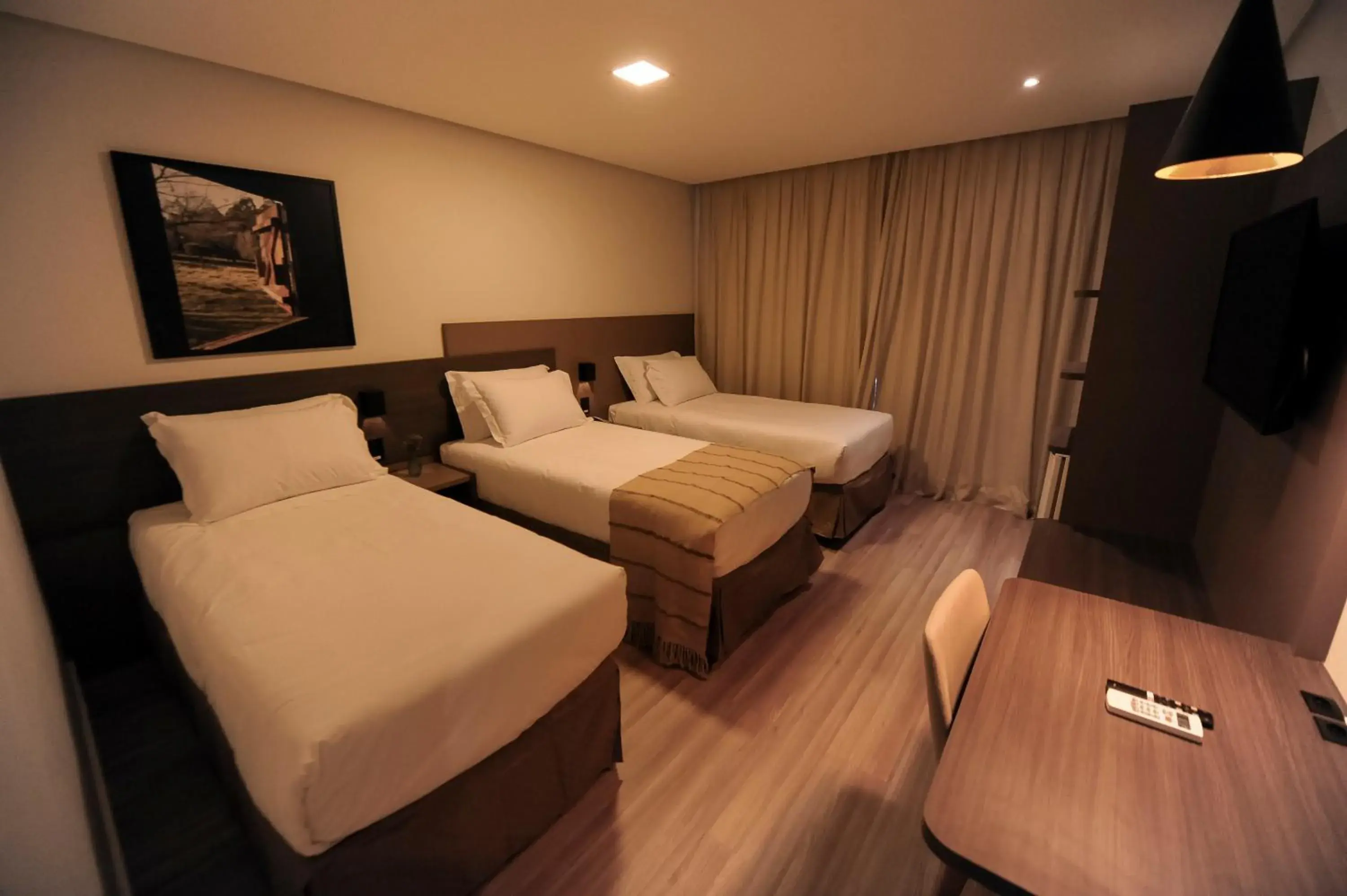 Triple Room - single occupancy in Figueiras Hotel & Eventos Triple Room - single occupancy in Figueiras Hotel & Eventos