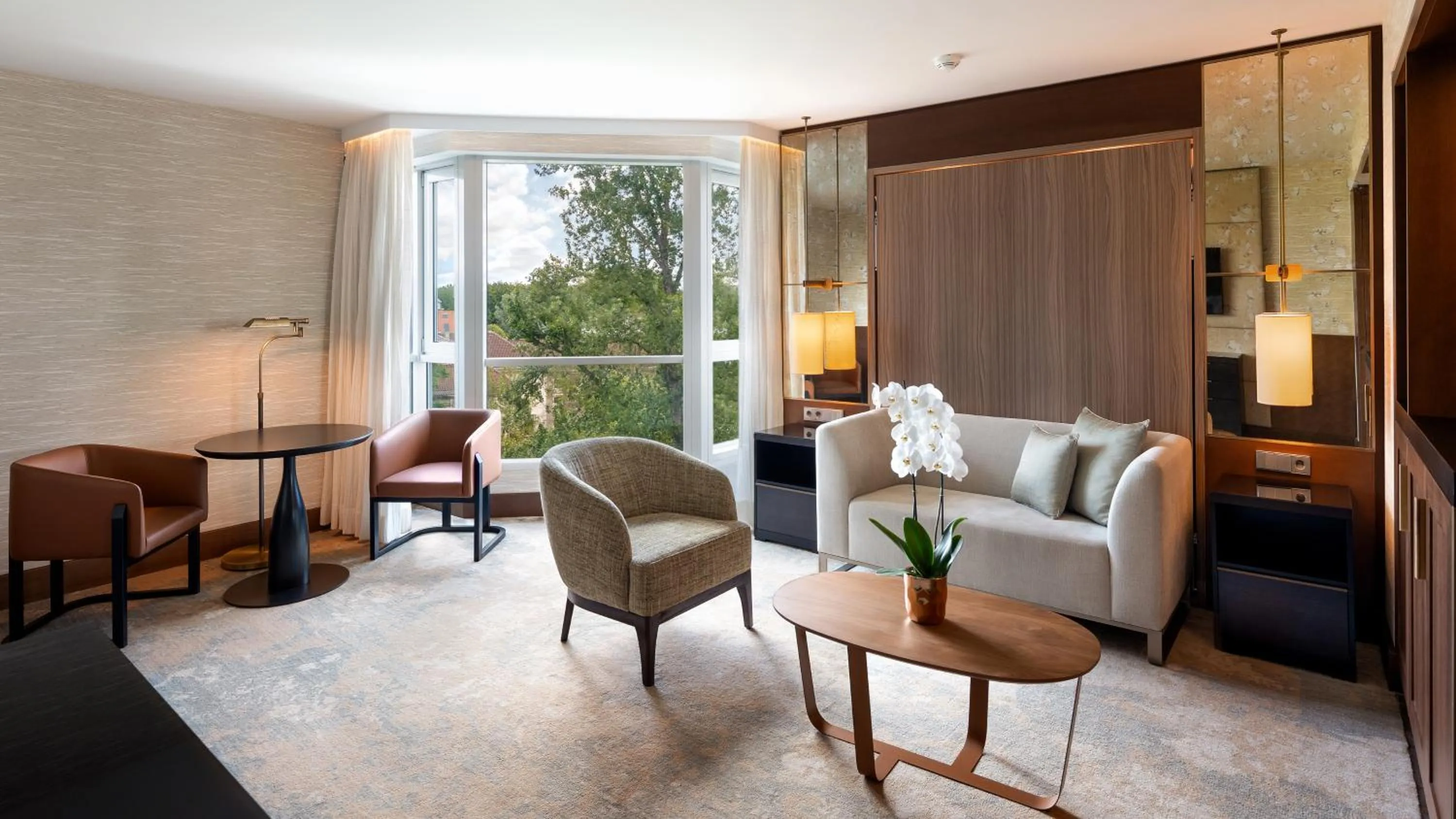 Living room in InterContinental Berlin by IHG
