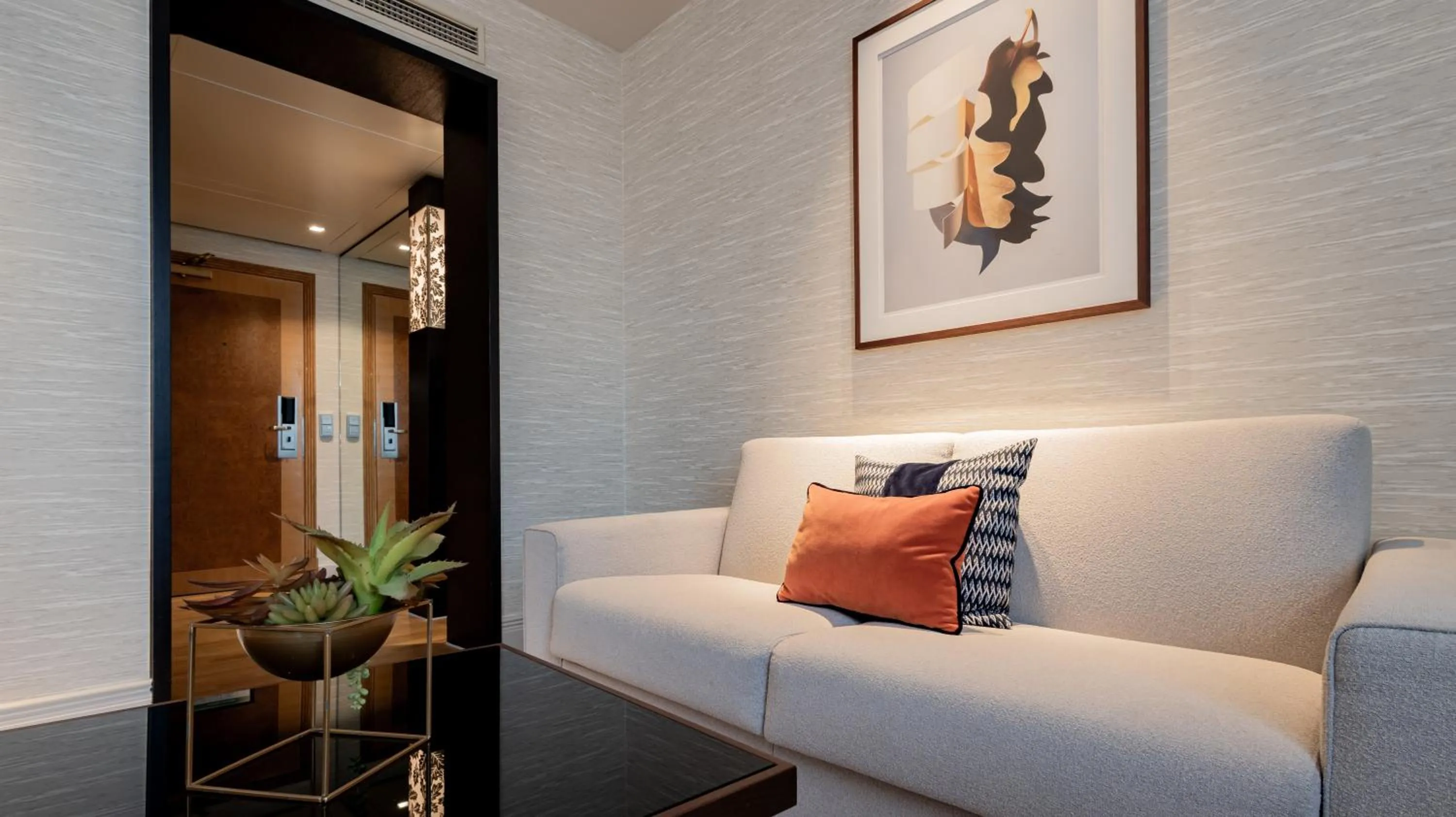 Living room in InterContinental Berlin by IHG