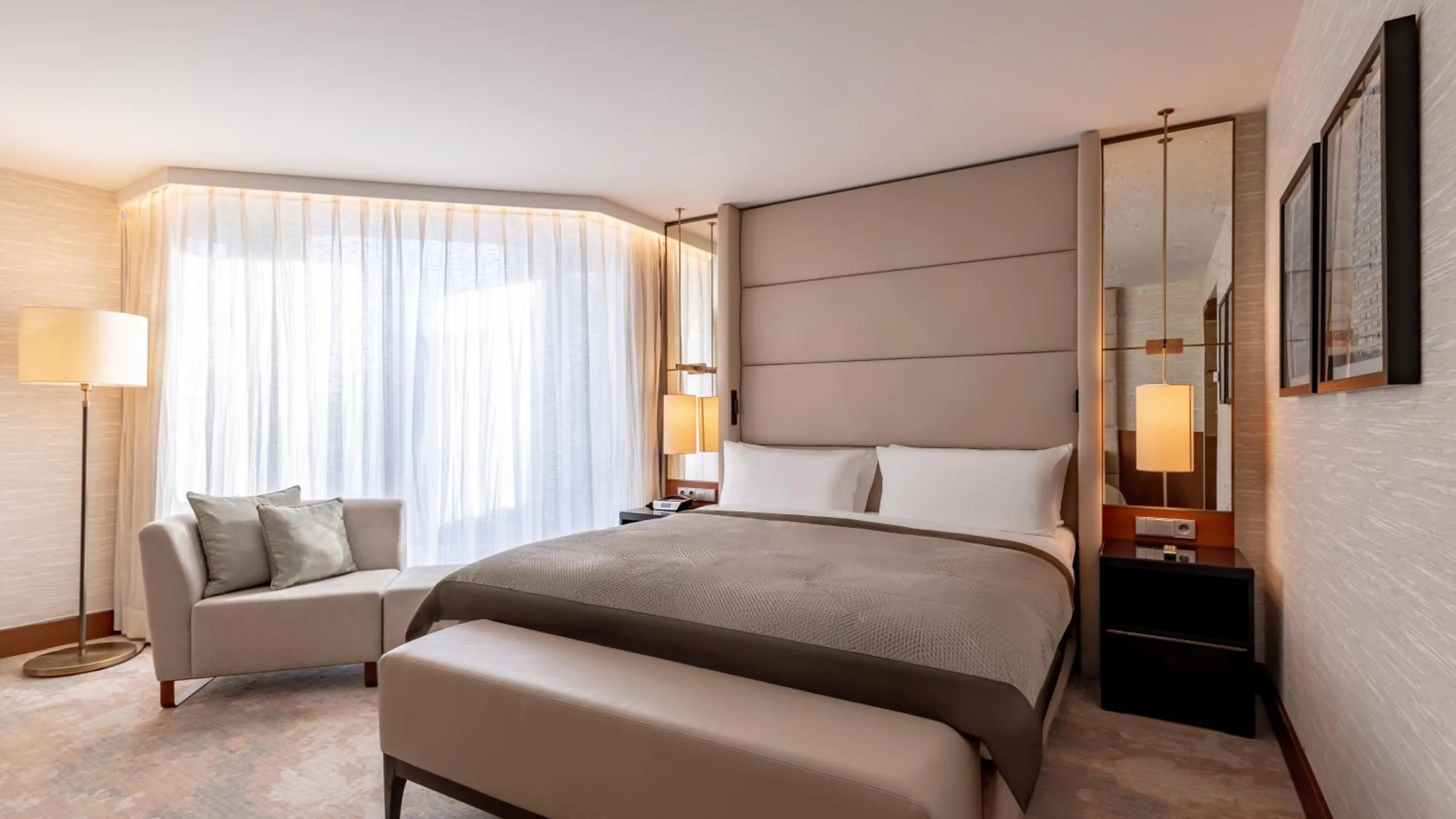 Bed in InterContinental Berlin by IHG