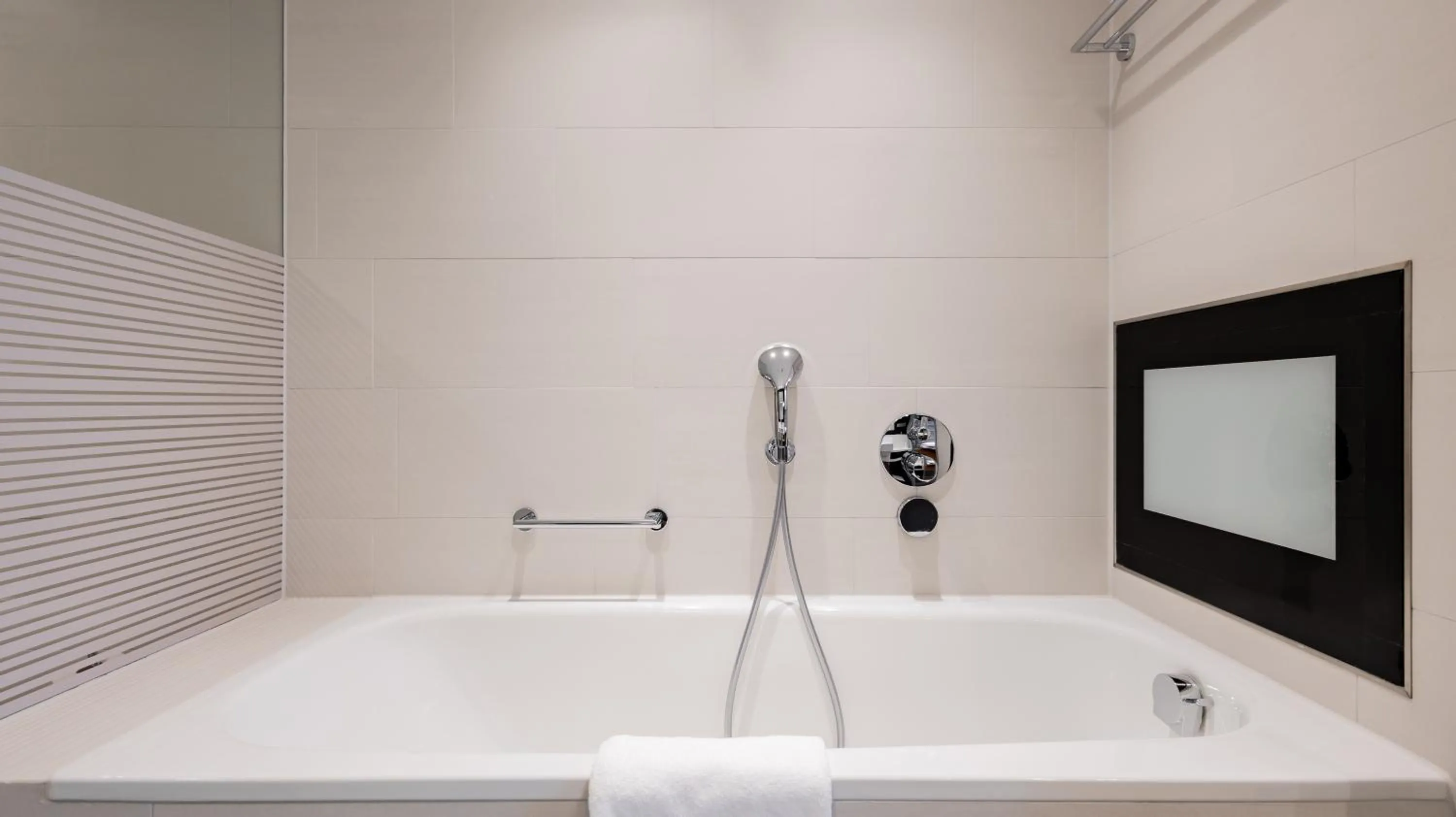 Bathroom in InterContinental Berlin by IHG