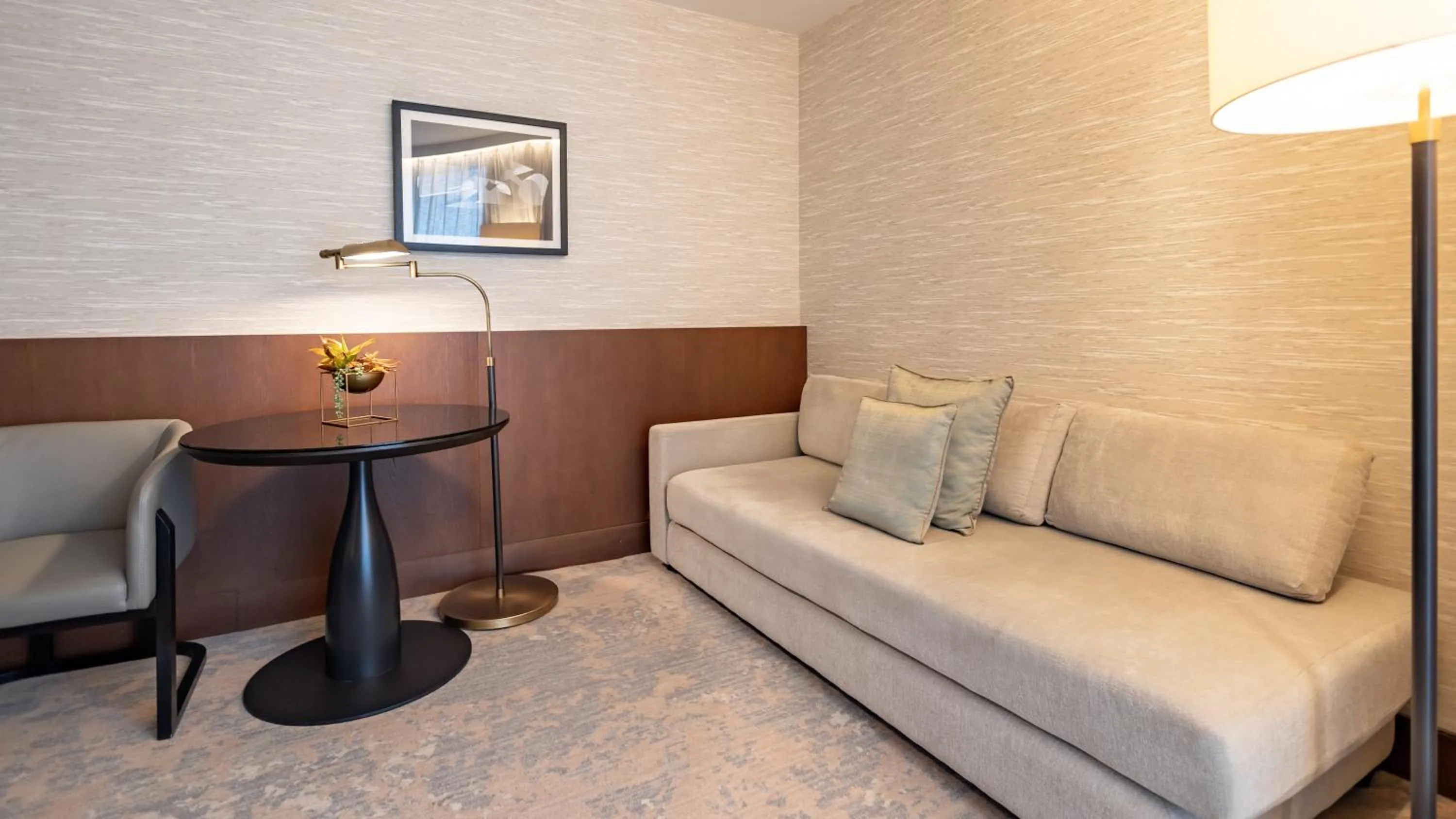 Living room in InterContinental Berlin by IHG