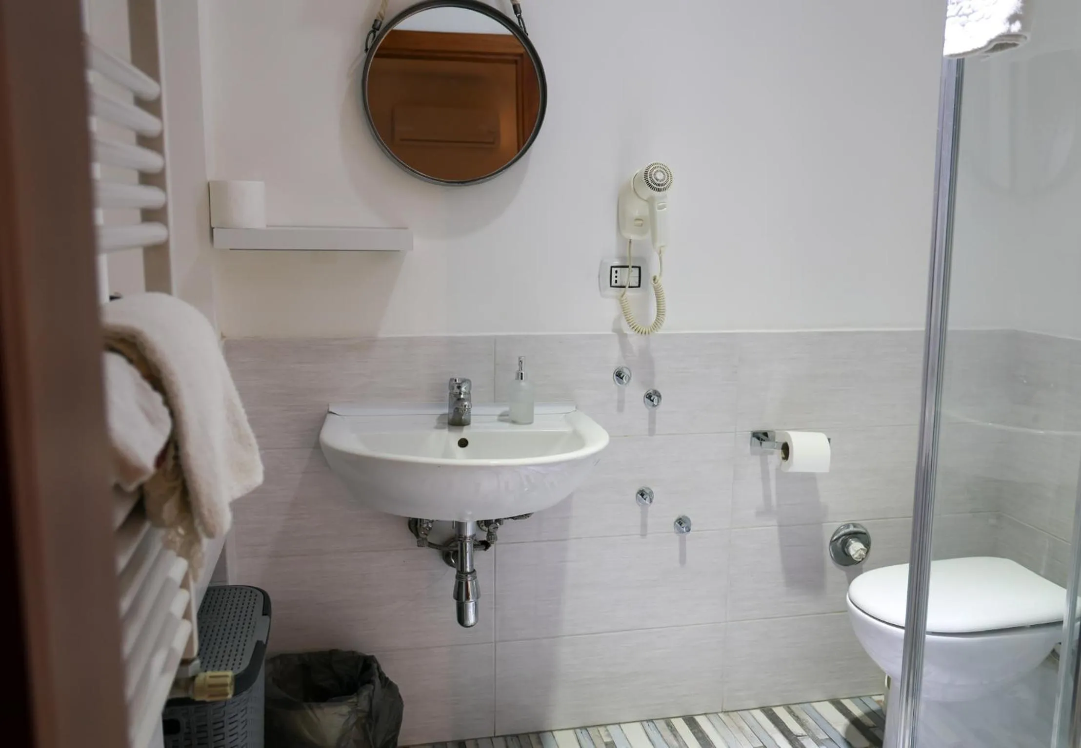 Toilet in Laetitia guest house116