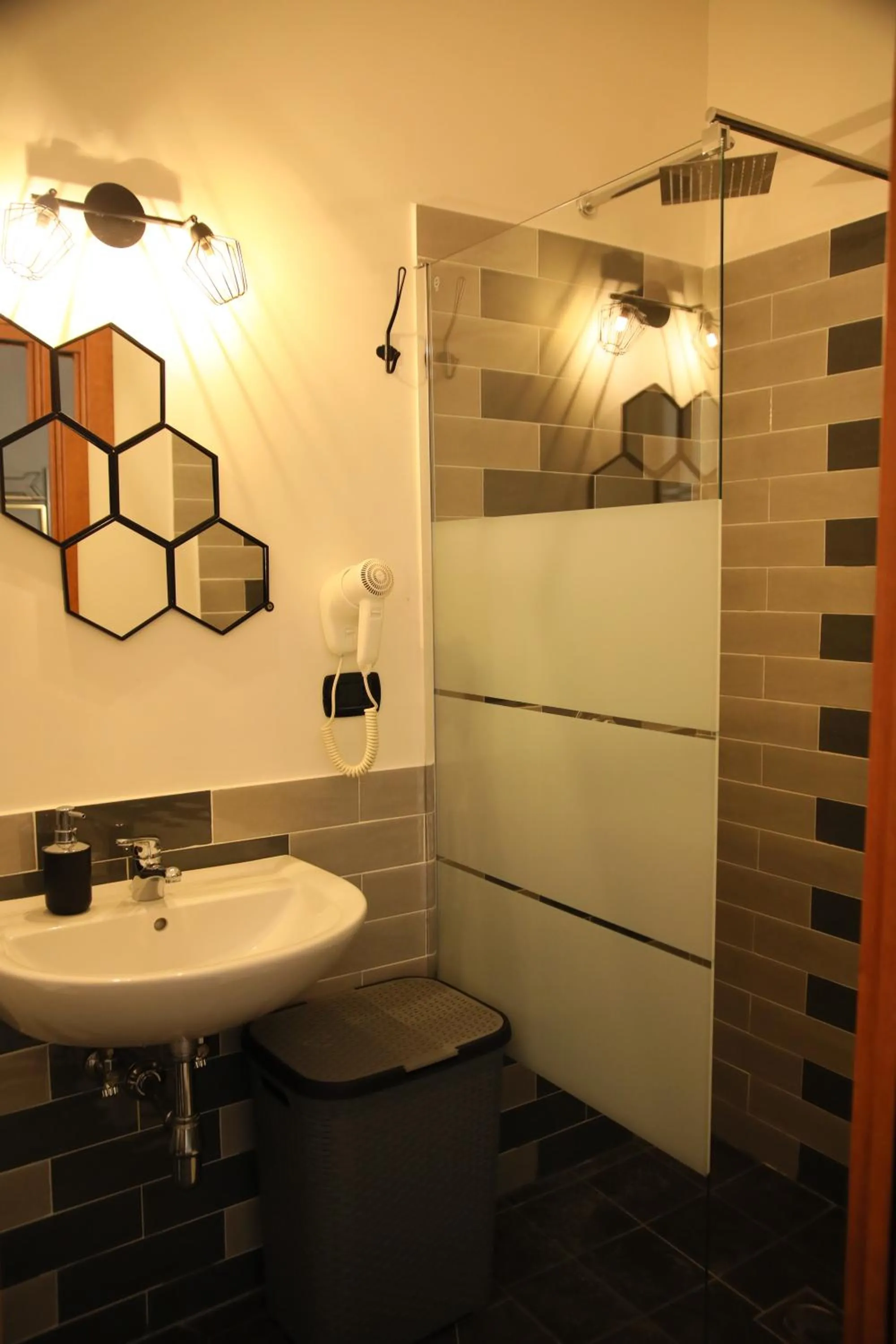 Bathroom in Laetitia guest house116