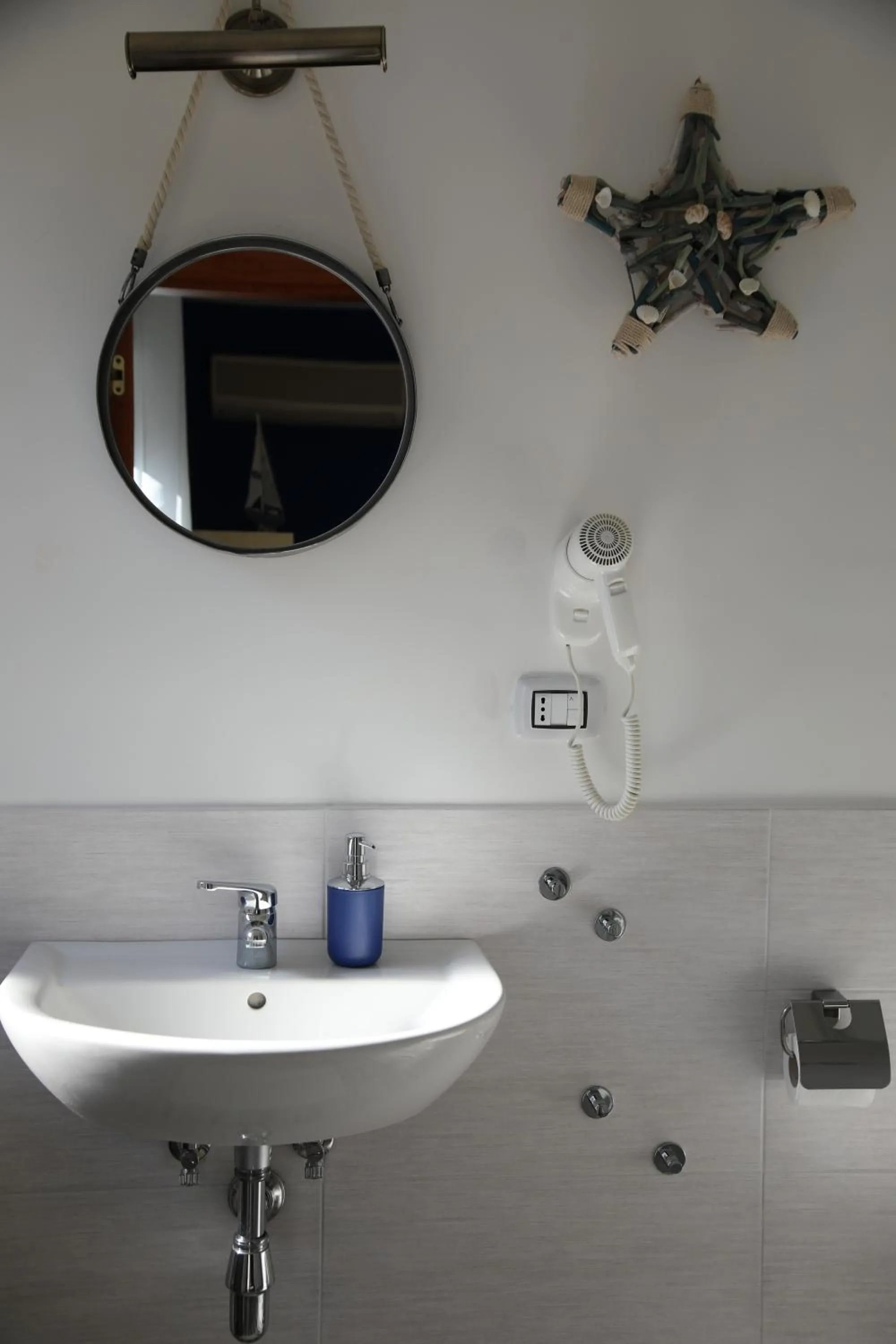 Bathroom in Laetitia guest house116