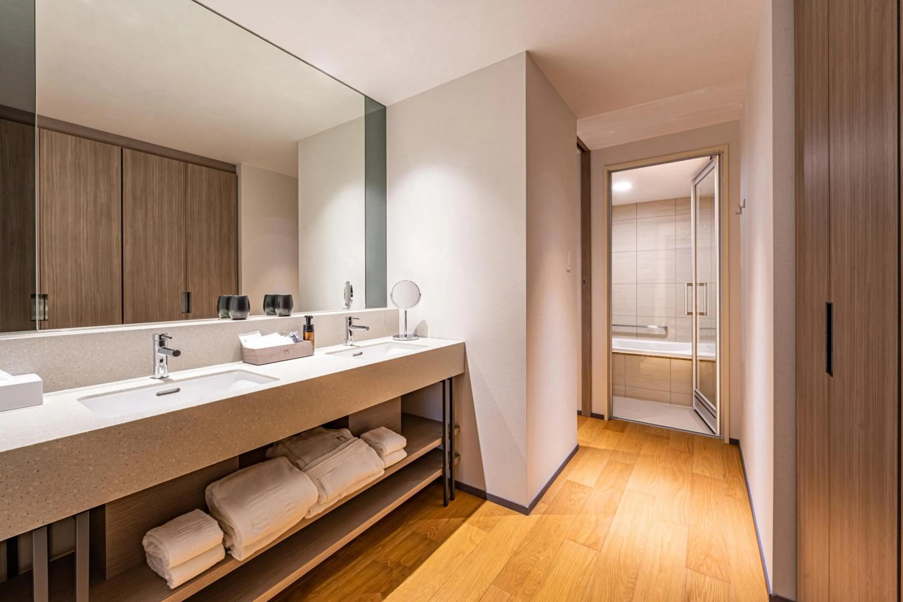 Bathroom in The Gate Hotel Kyoto Takasegawa by Hulic