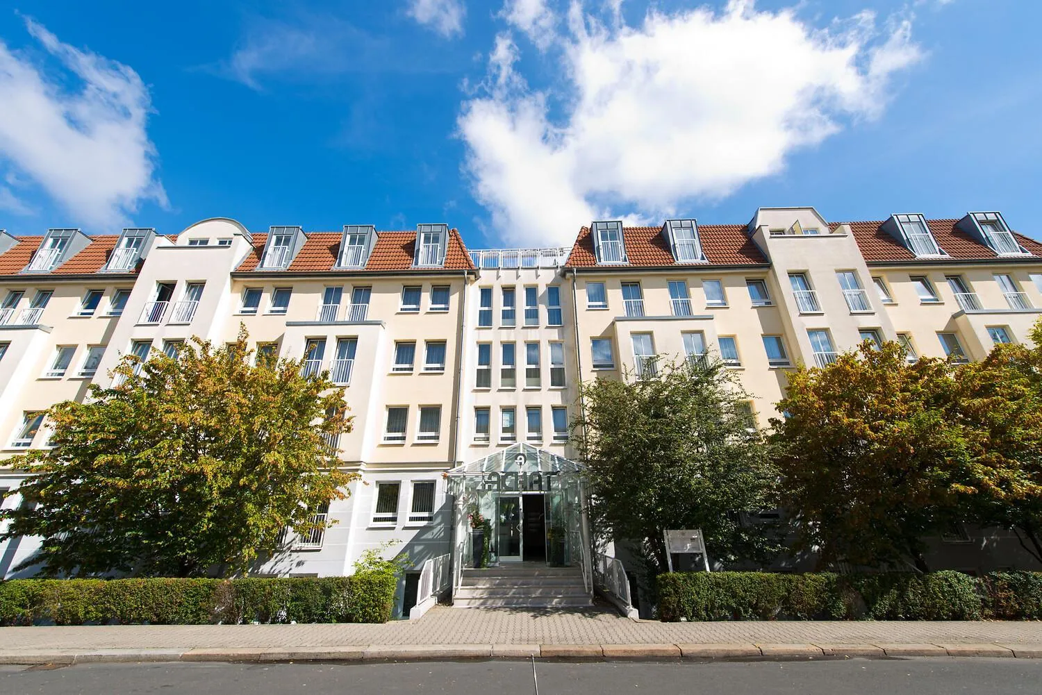 Property building in ACHAT Hotel Dresden Elbufer