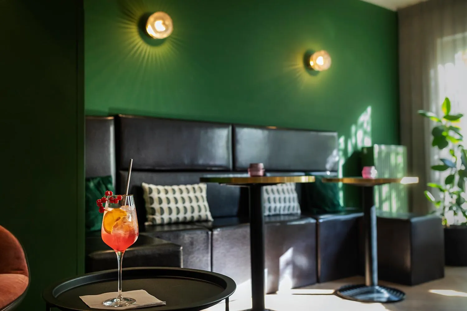 Lounge or bar in ACHAT Hotel Dresden Elbufer