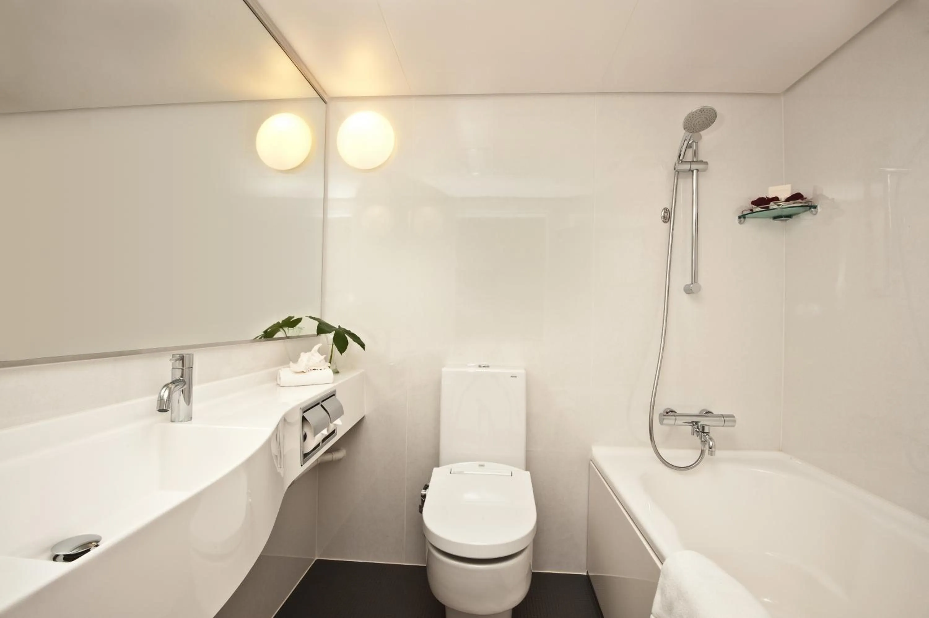 Bathroom in Wilby Central Serviced Apartments