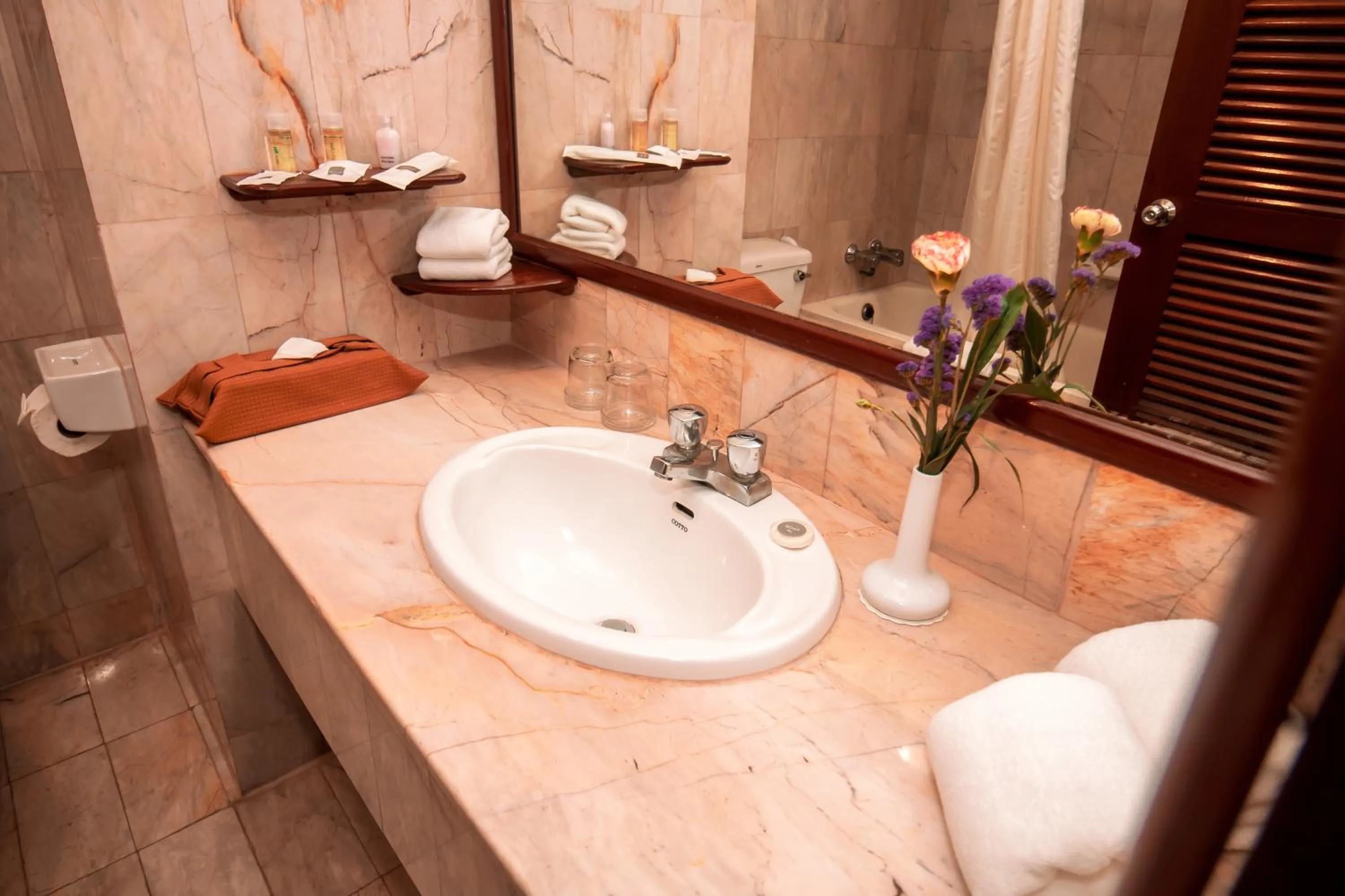 Bathroom in LAOTEL VIENTIANE