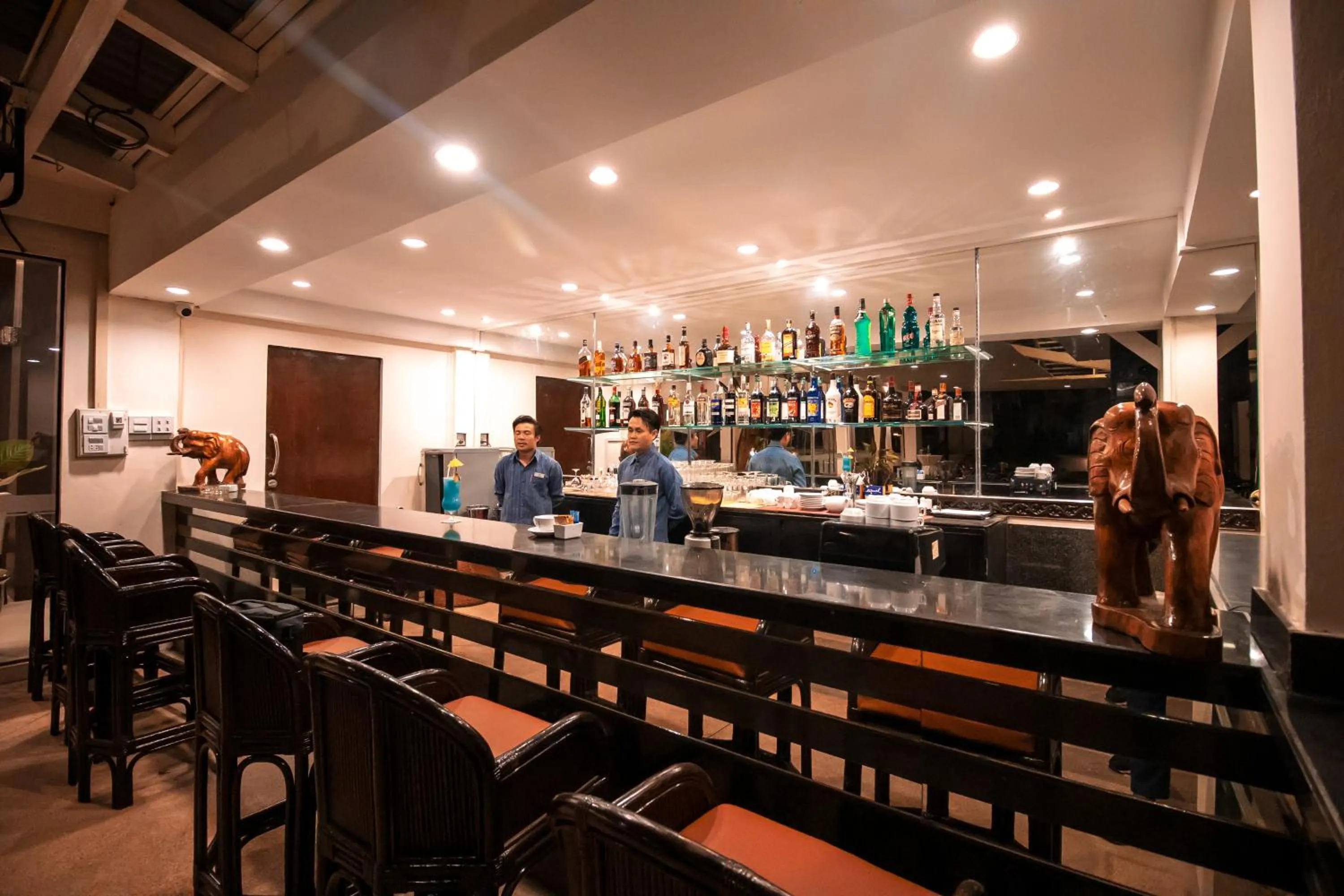 Food and drinks in LAOTEL VIENTIANE