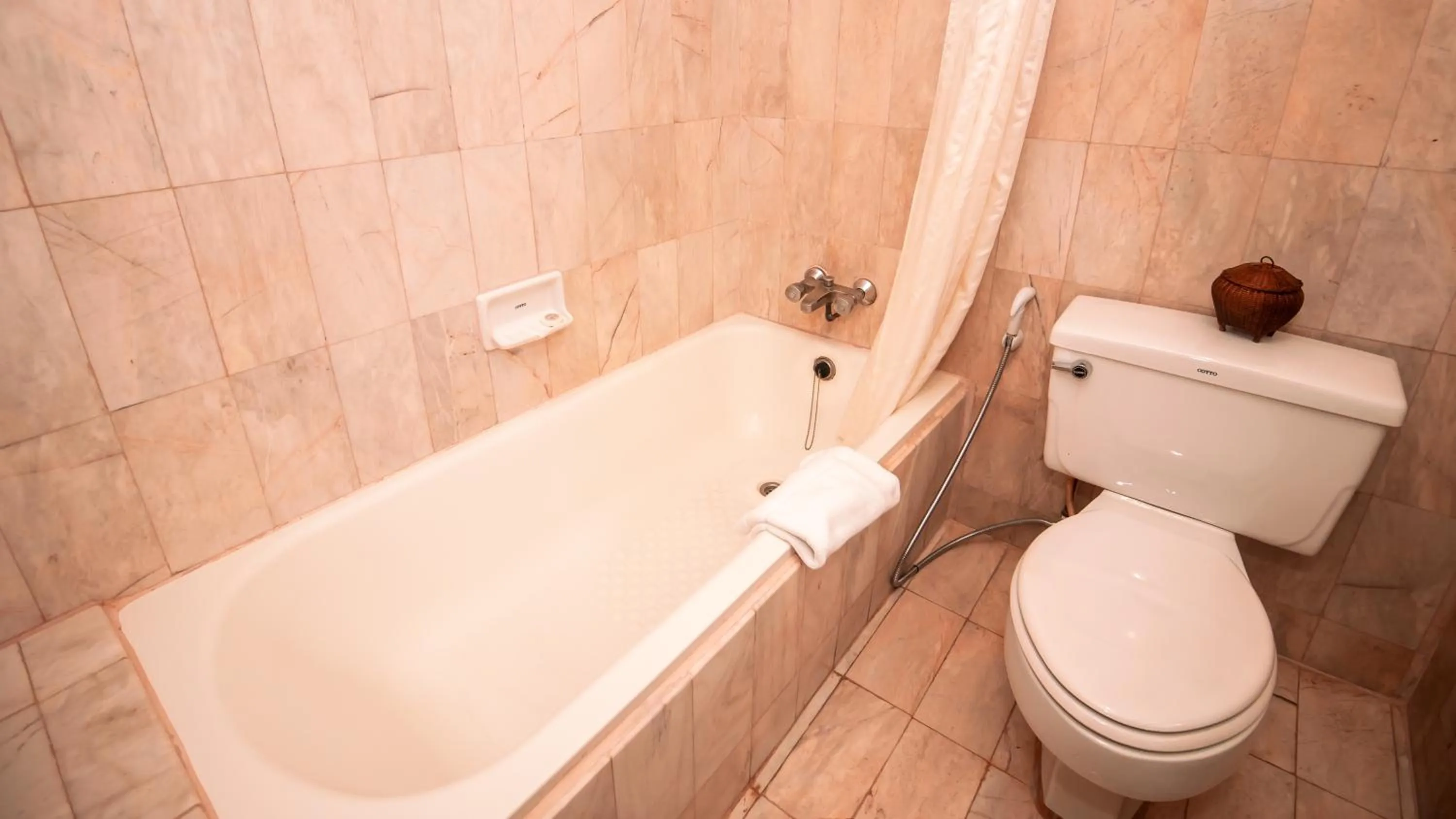 Bathroom in LAOTEL VIENTIANE