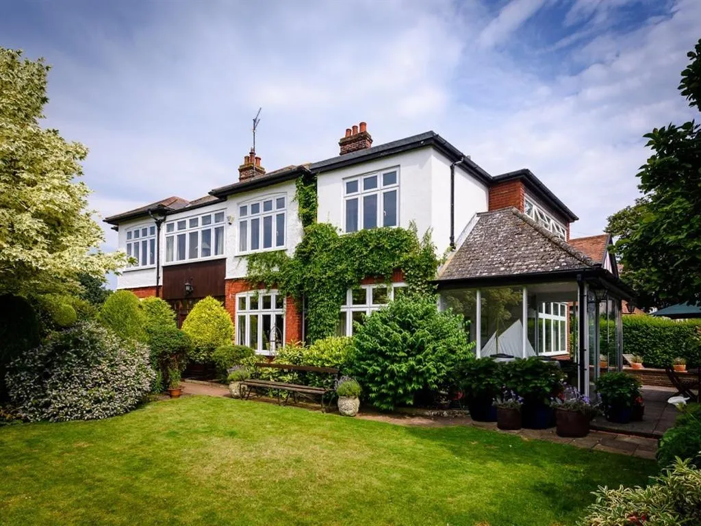 Property building in Barnard House