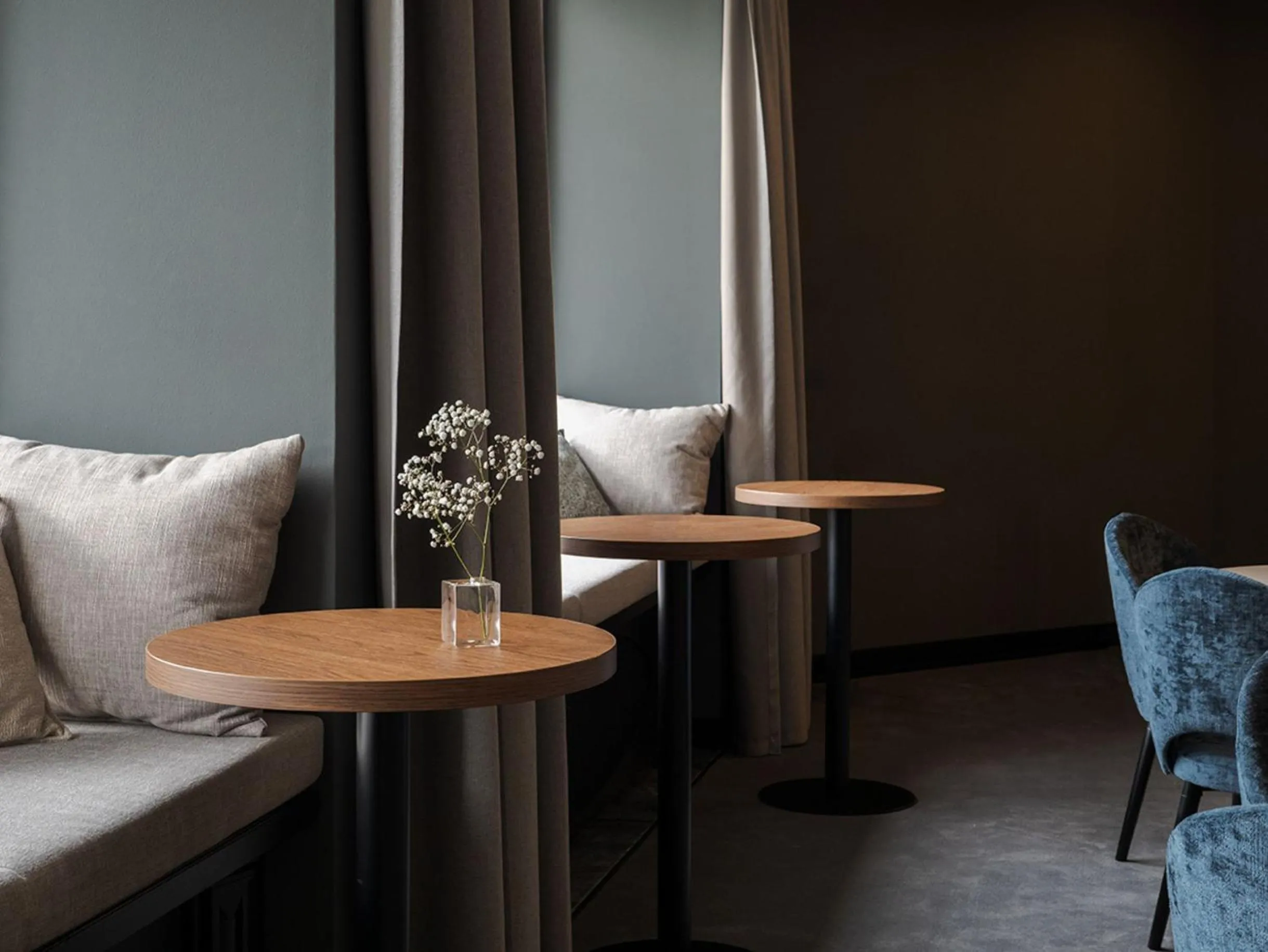 Seating area in Numa Düsseldorf Artol