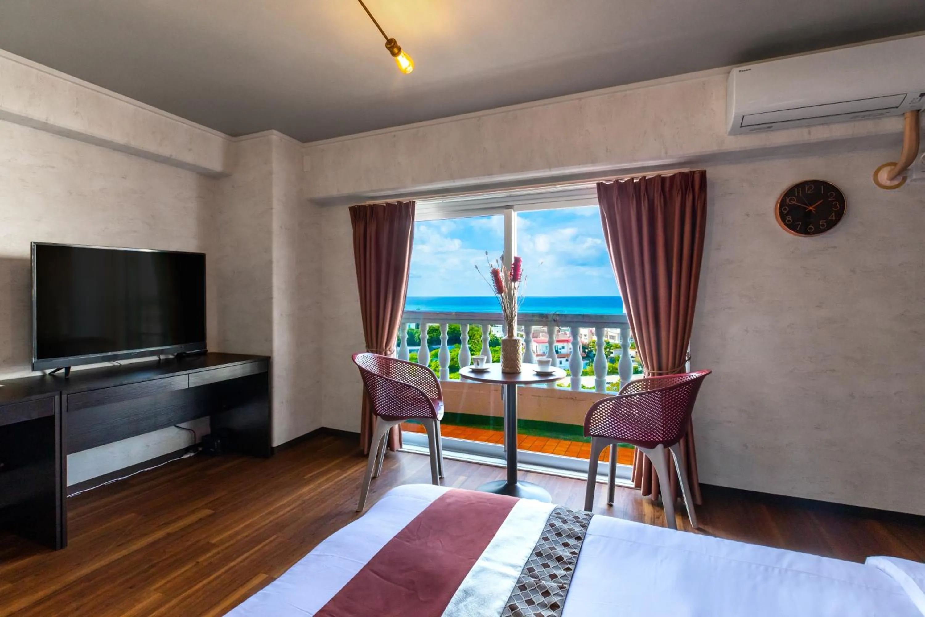 Photo of the whole room, Bed in Onnason Prince Plage 1003