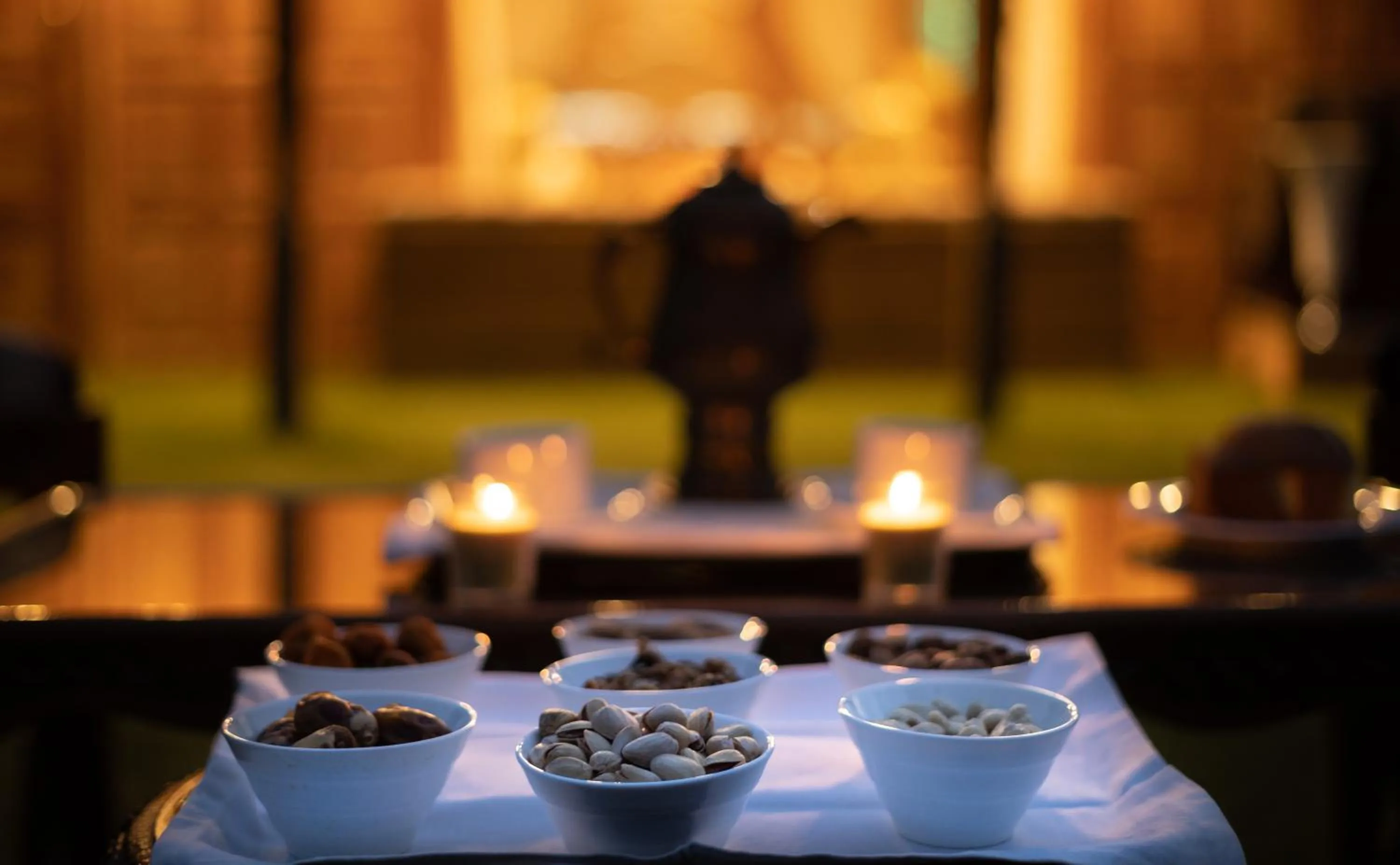 Food and drinks in WelcomHeritage Gurkha Houseboats