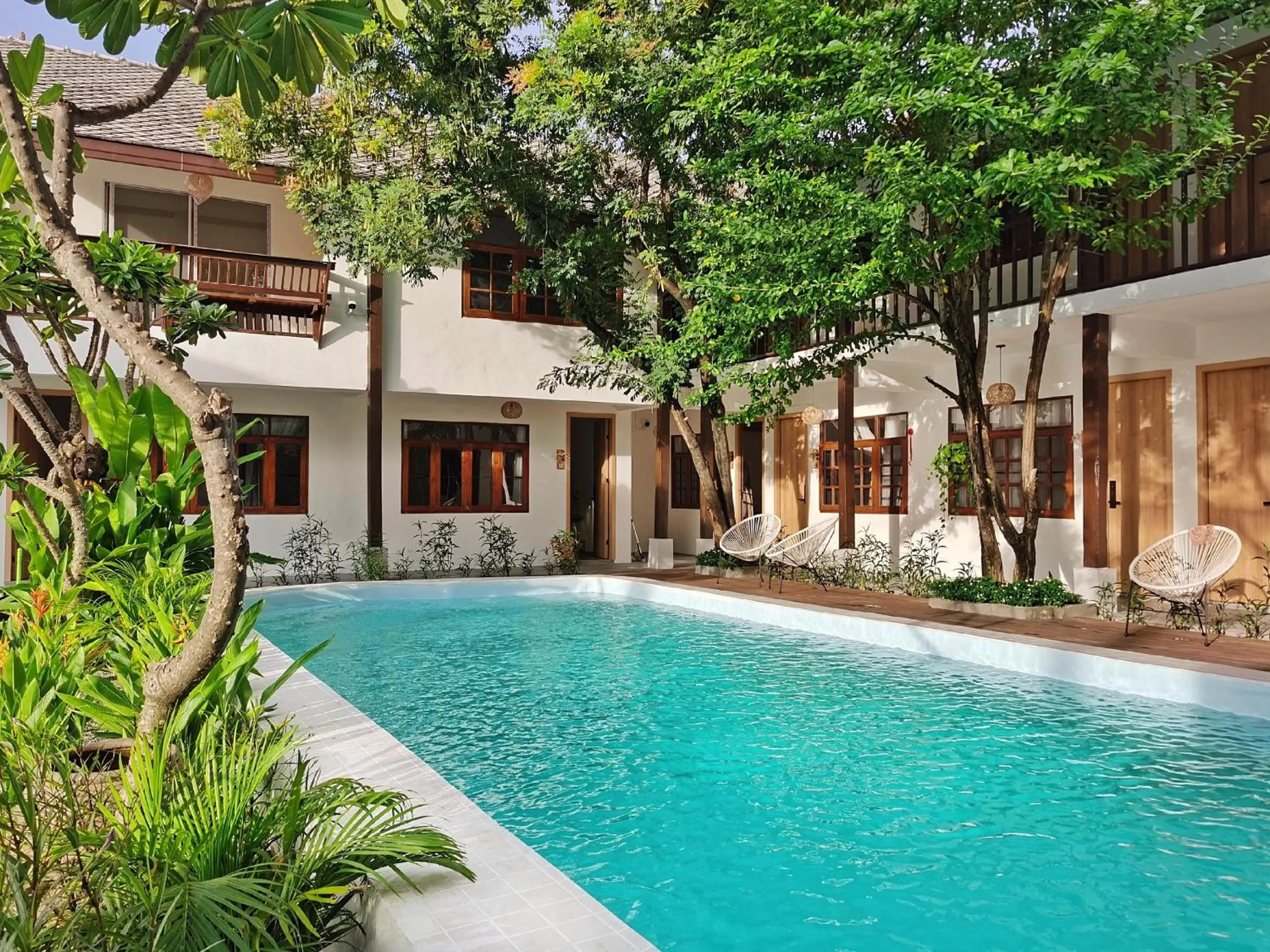 Swimming pool in Hotel AONO