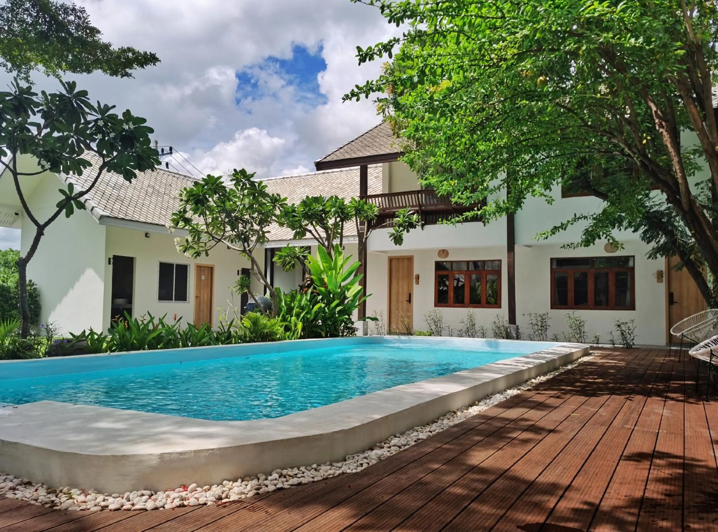 Swimming pool in Hotel AONO