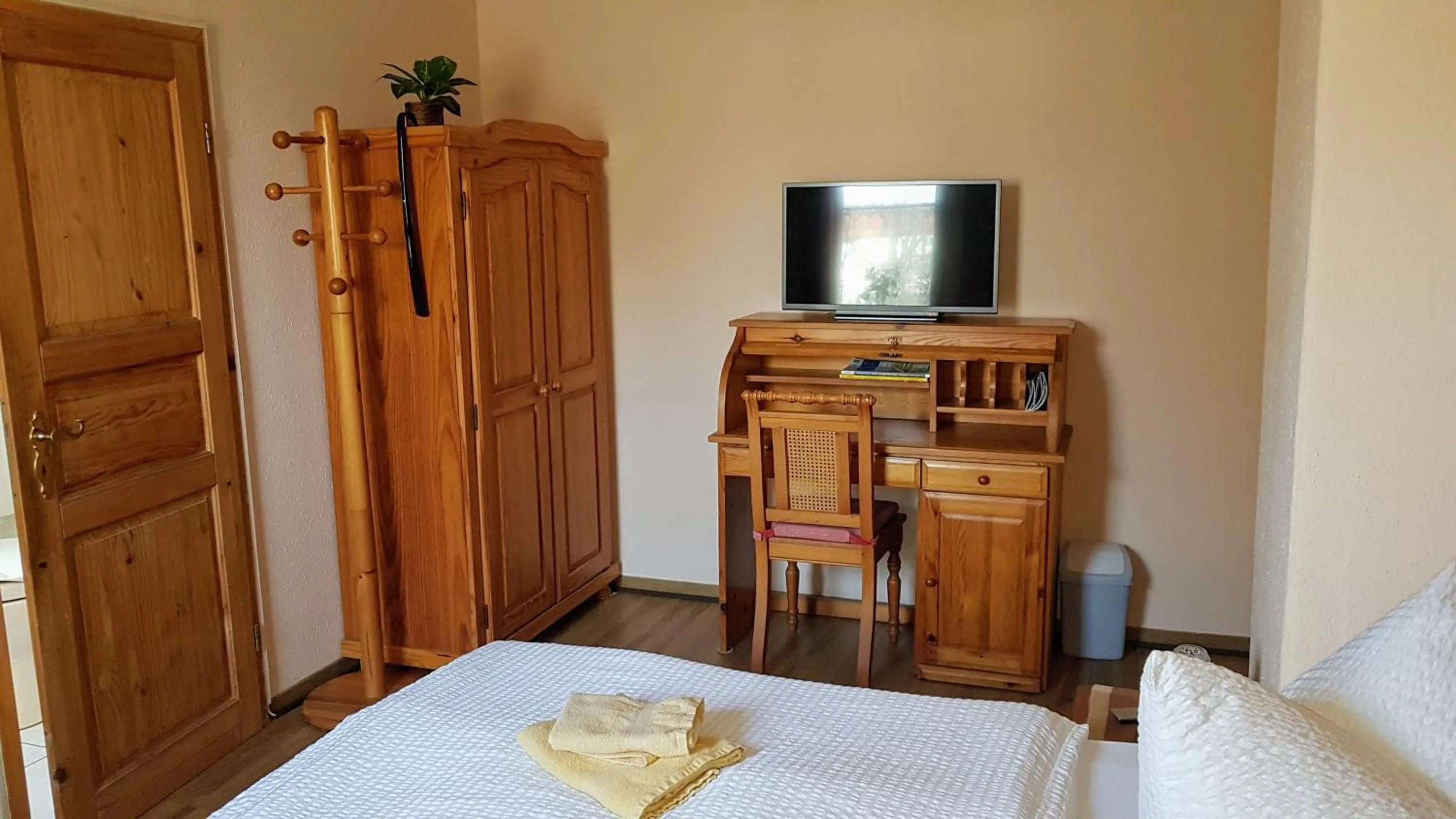 Bedroom in Pension & Gasthaus Nostalgie