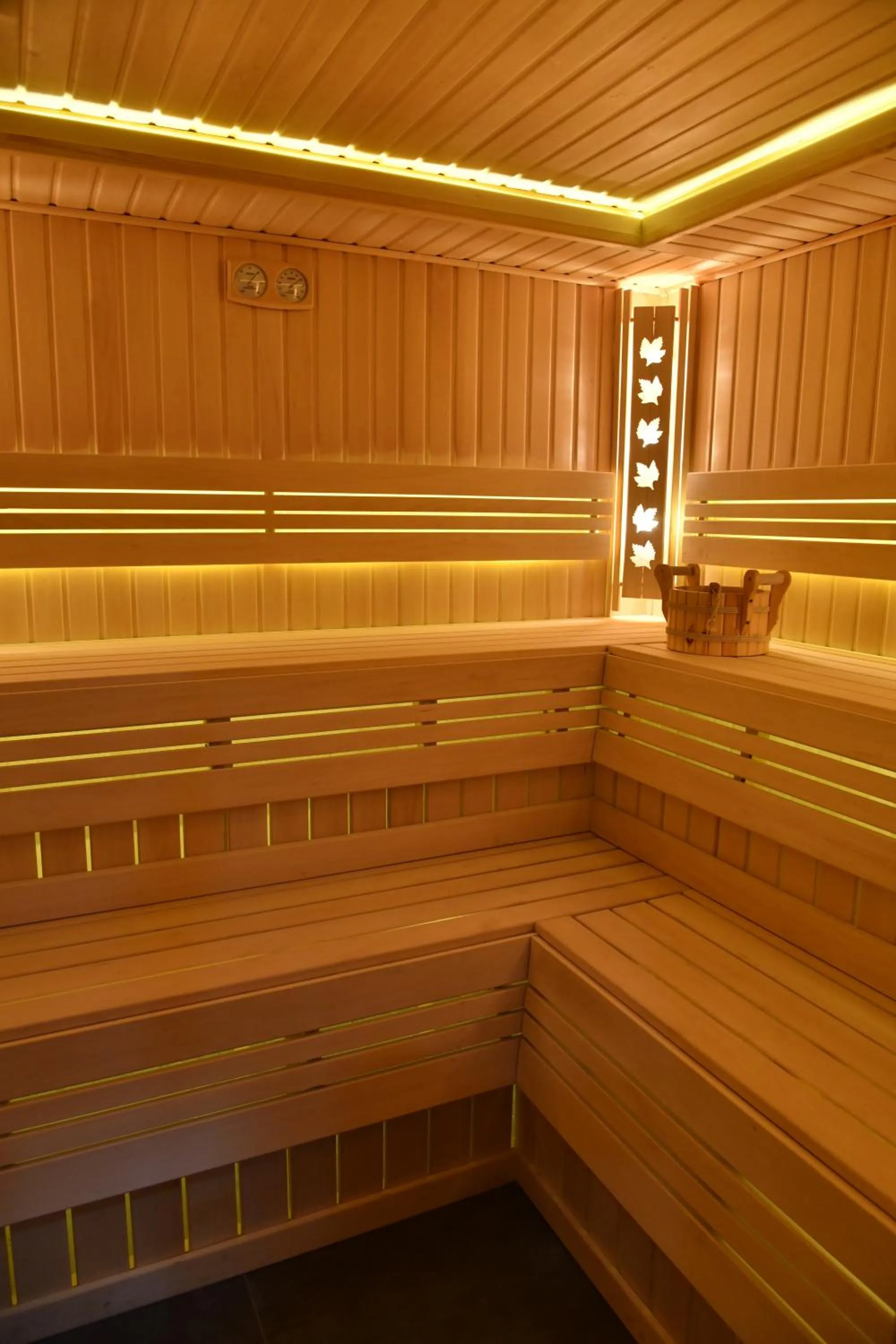 Massage in Krokus Plaza