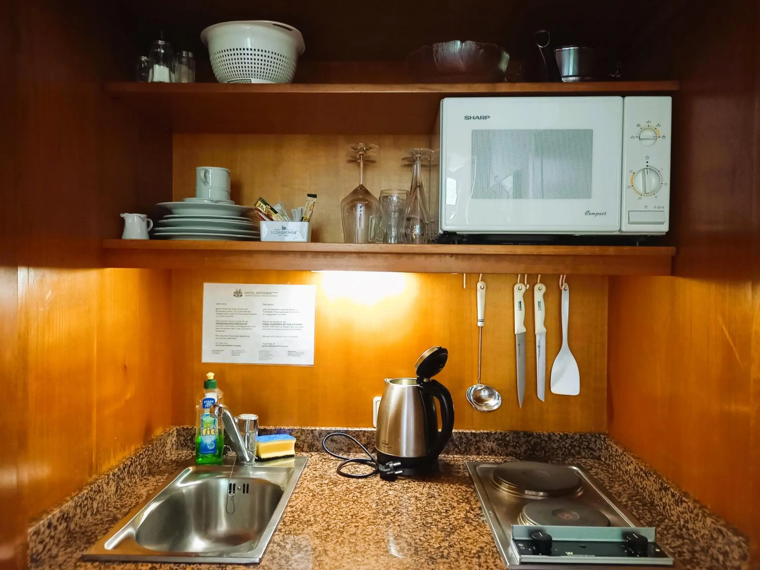 Kitchen or kitchenette in Hotel Artushof